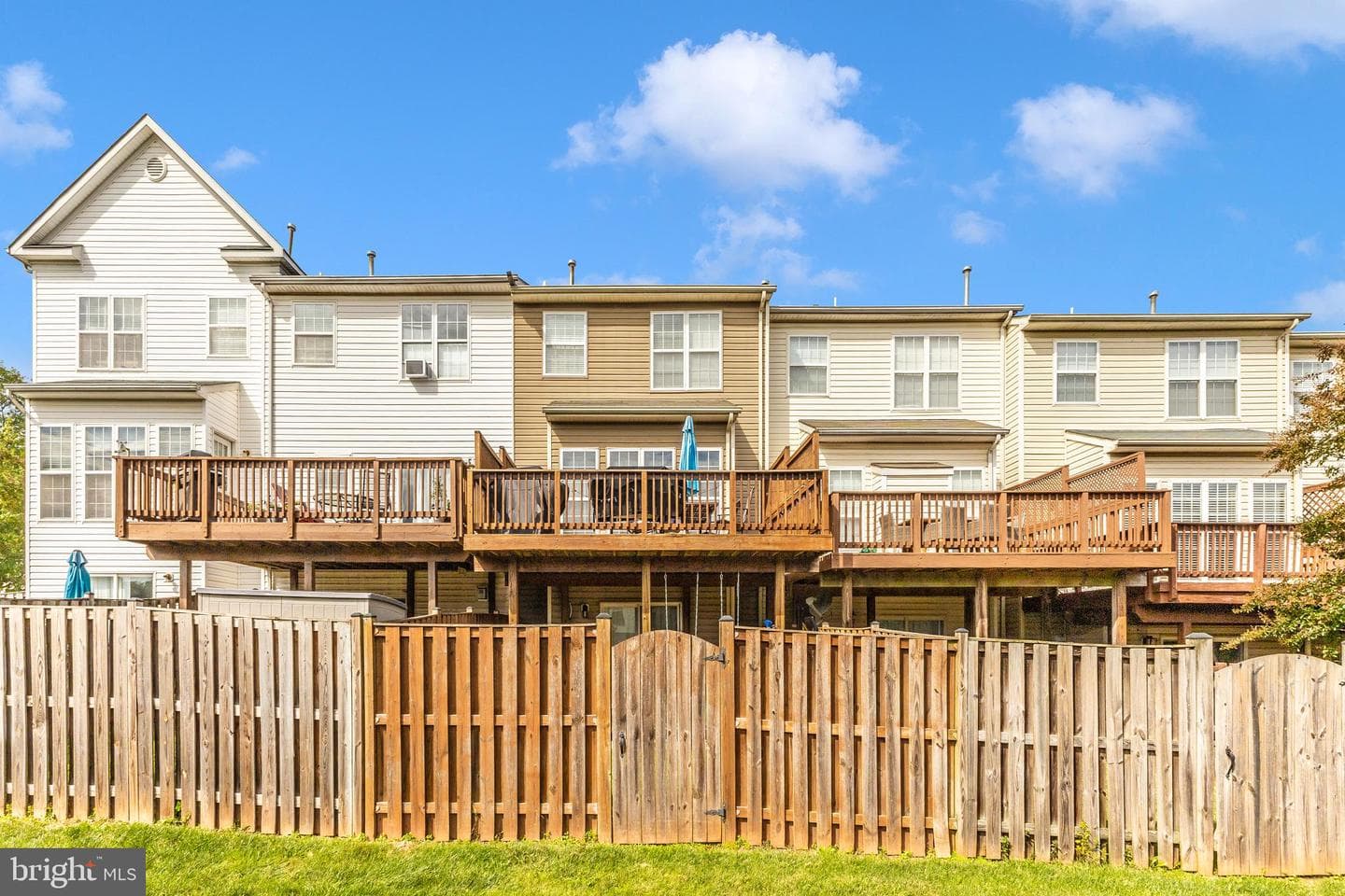 584 Ellison Court photo 48