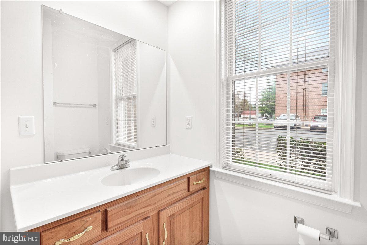 11 Rosewood Court #101 photo 24