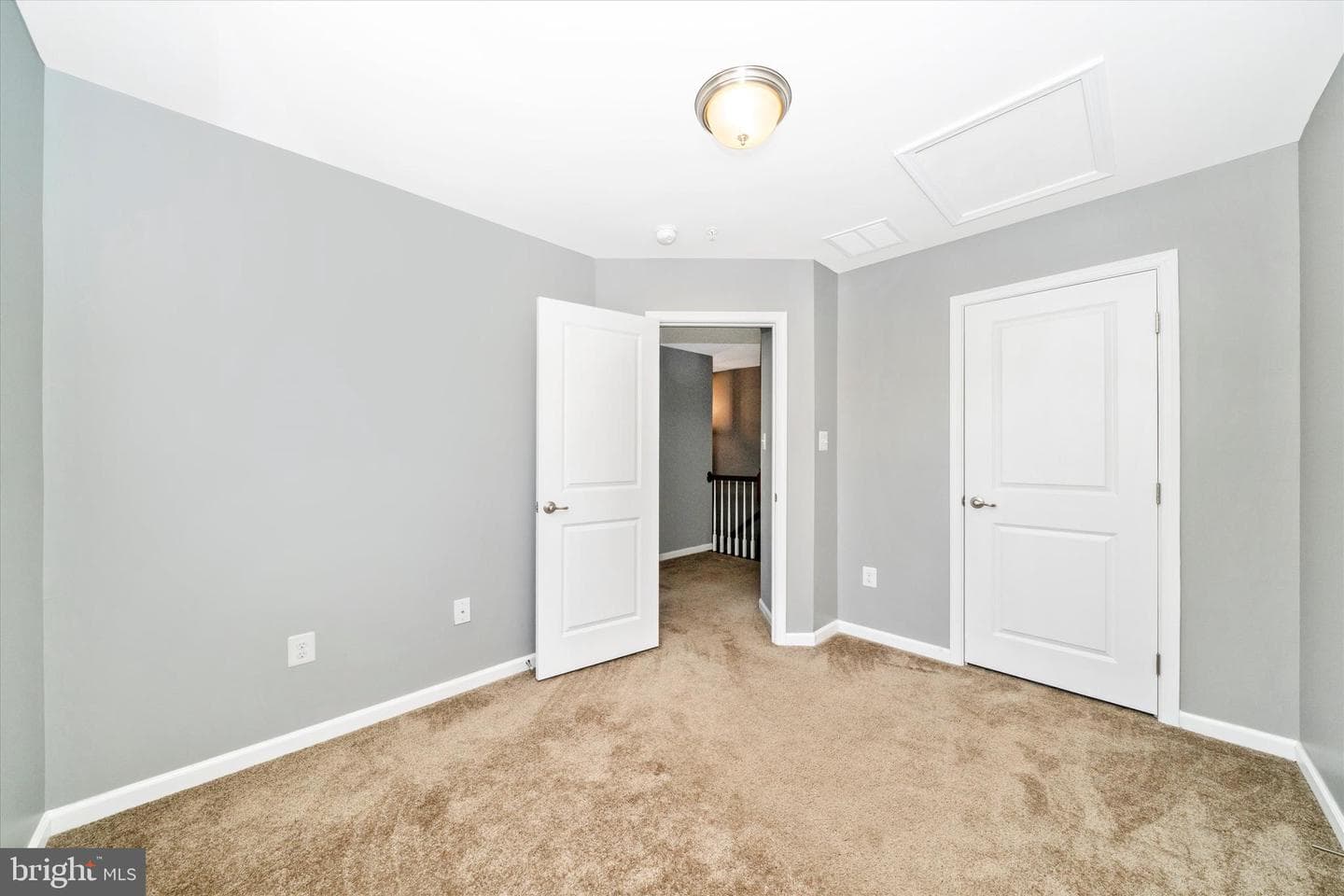 6425 Walcott Lane photo 29