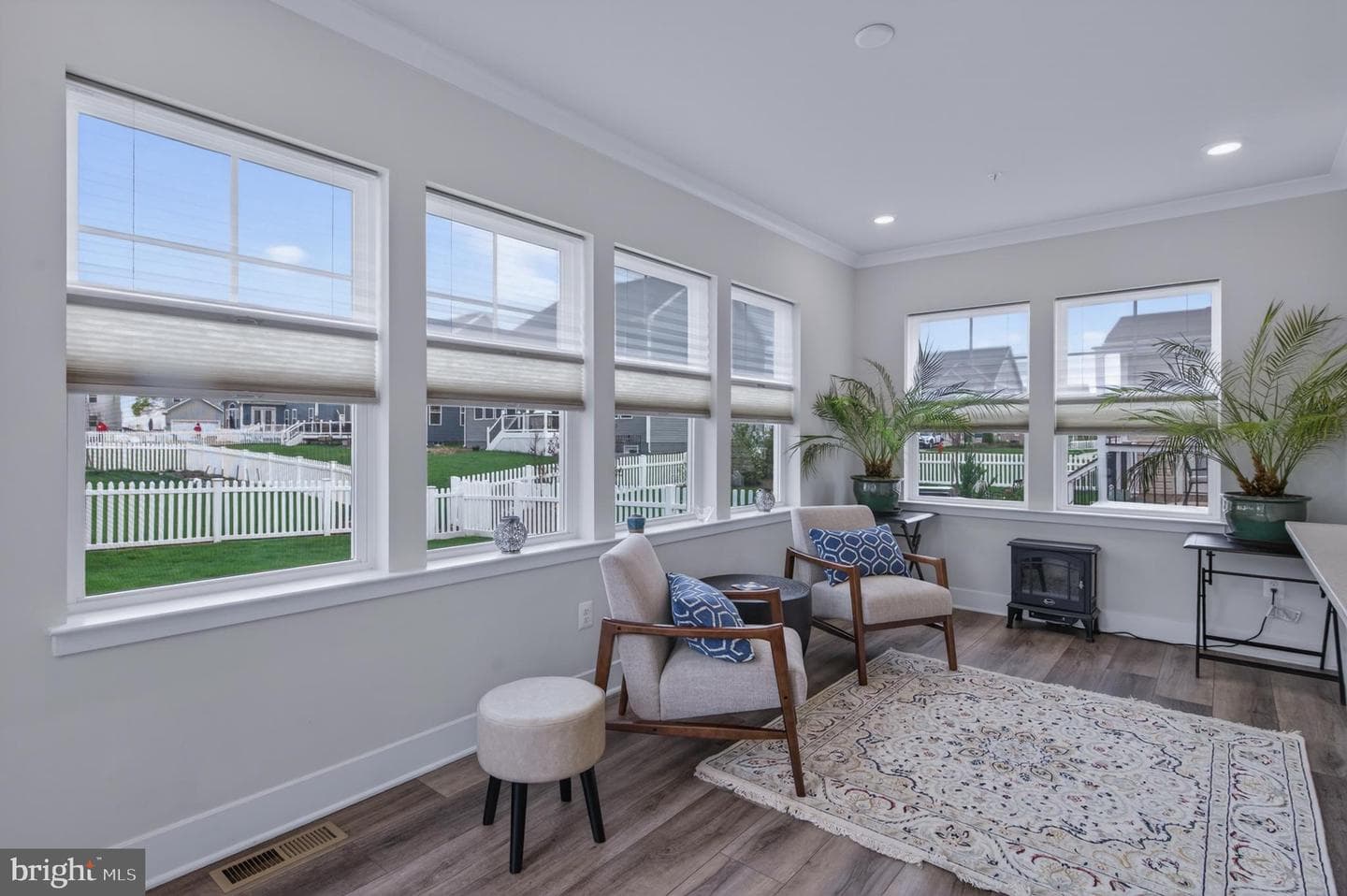 1004 Village Green Way photo 20