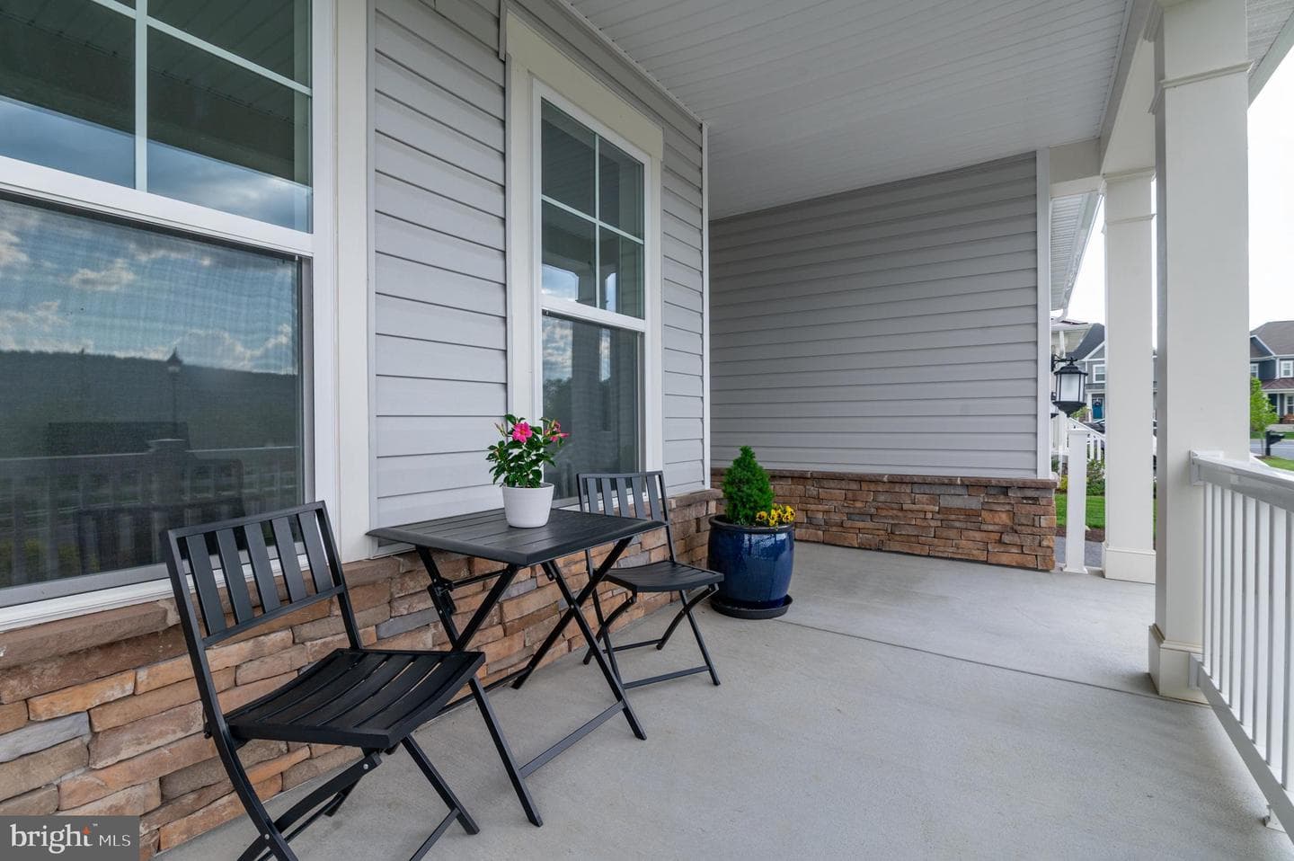 1004 Village Green Way photo 4