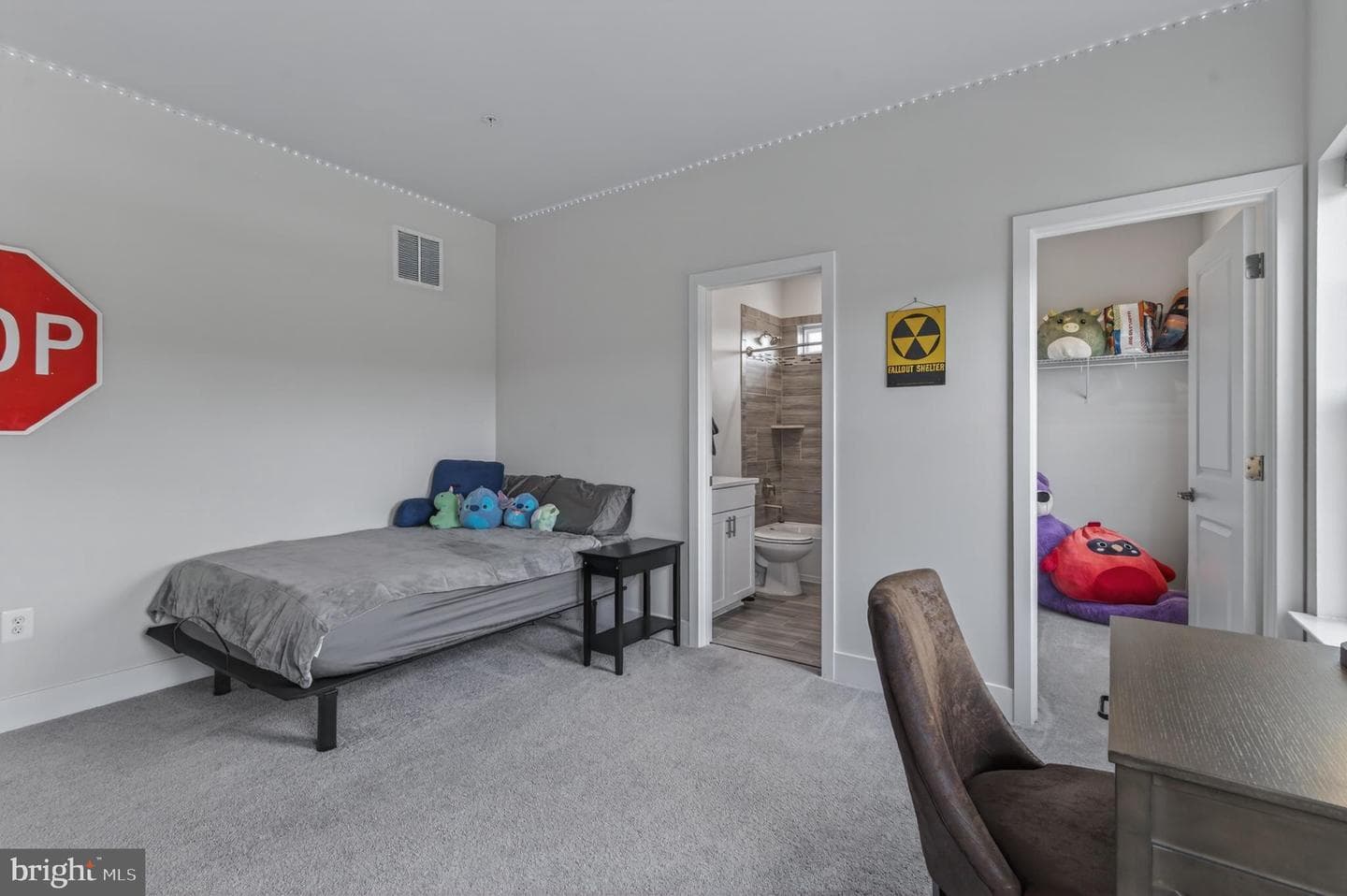 1004 Village Green Way photo 56