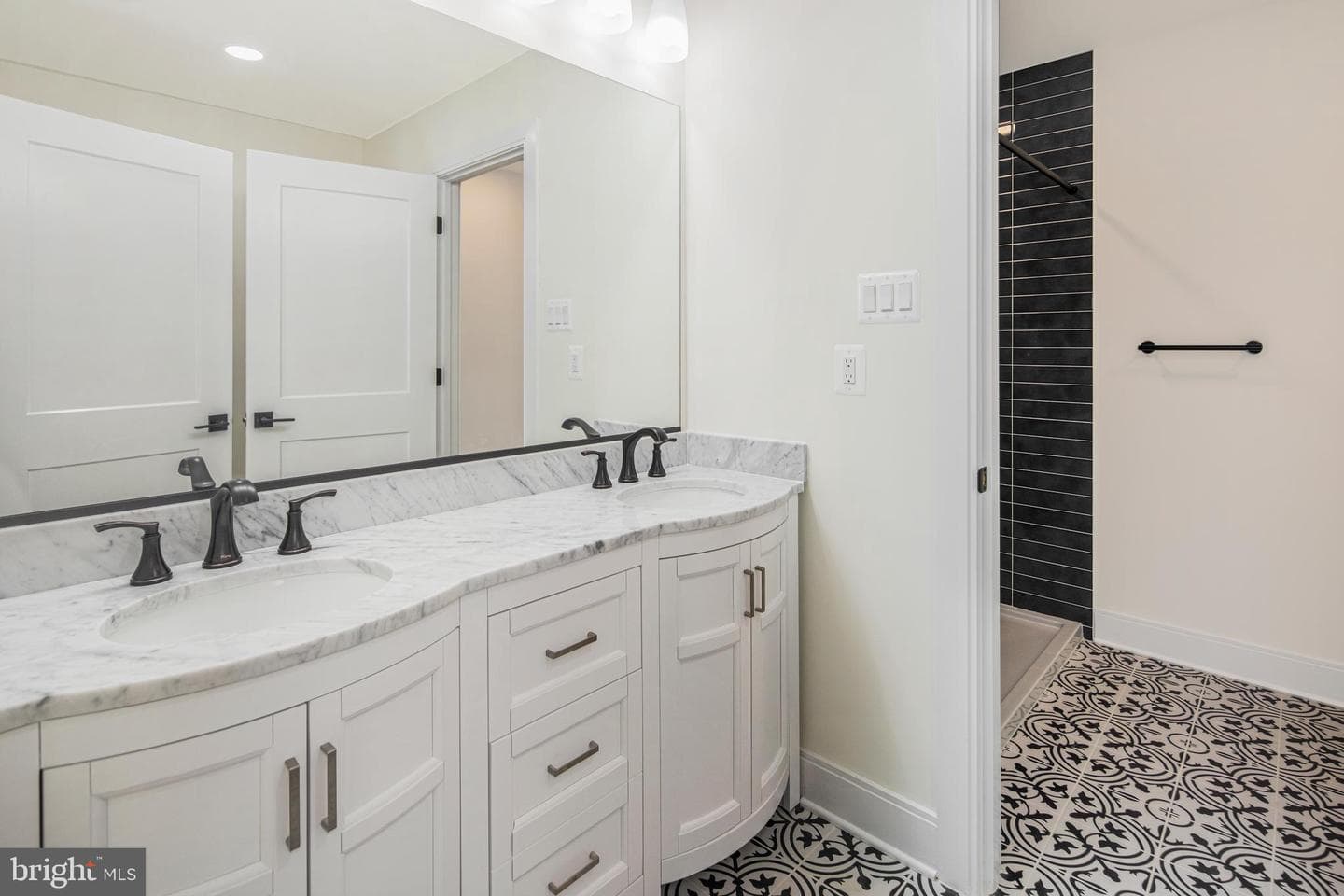 311 W South Street #unit 2 photo 16