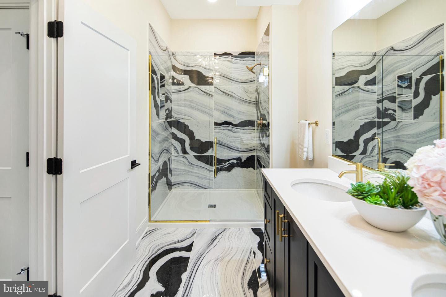 311 W South Street #unit 2 photo 20