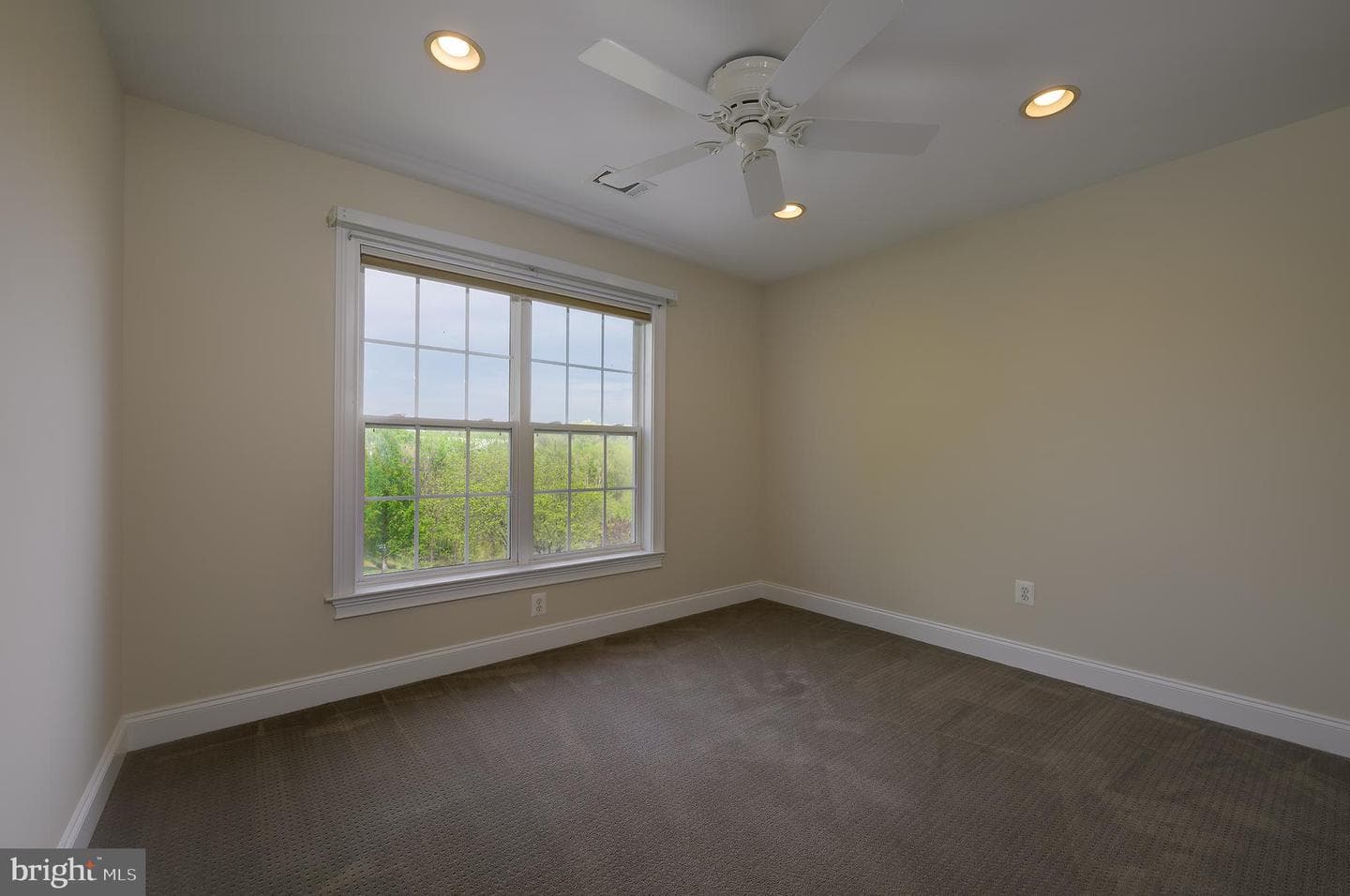6905 Wimbledon Court photo 23