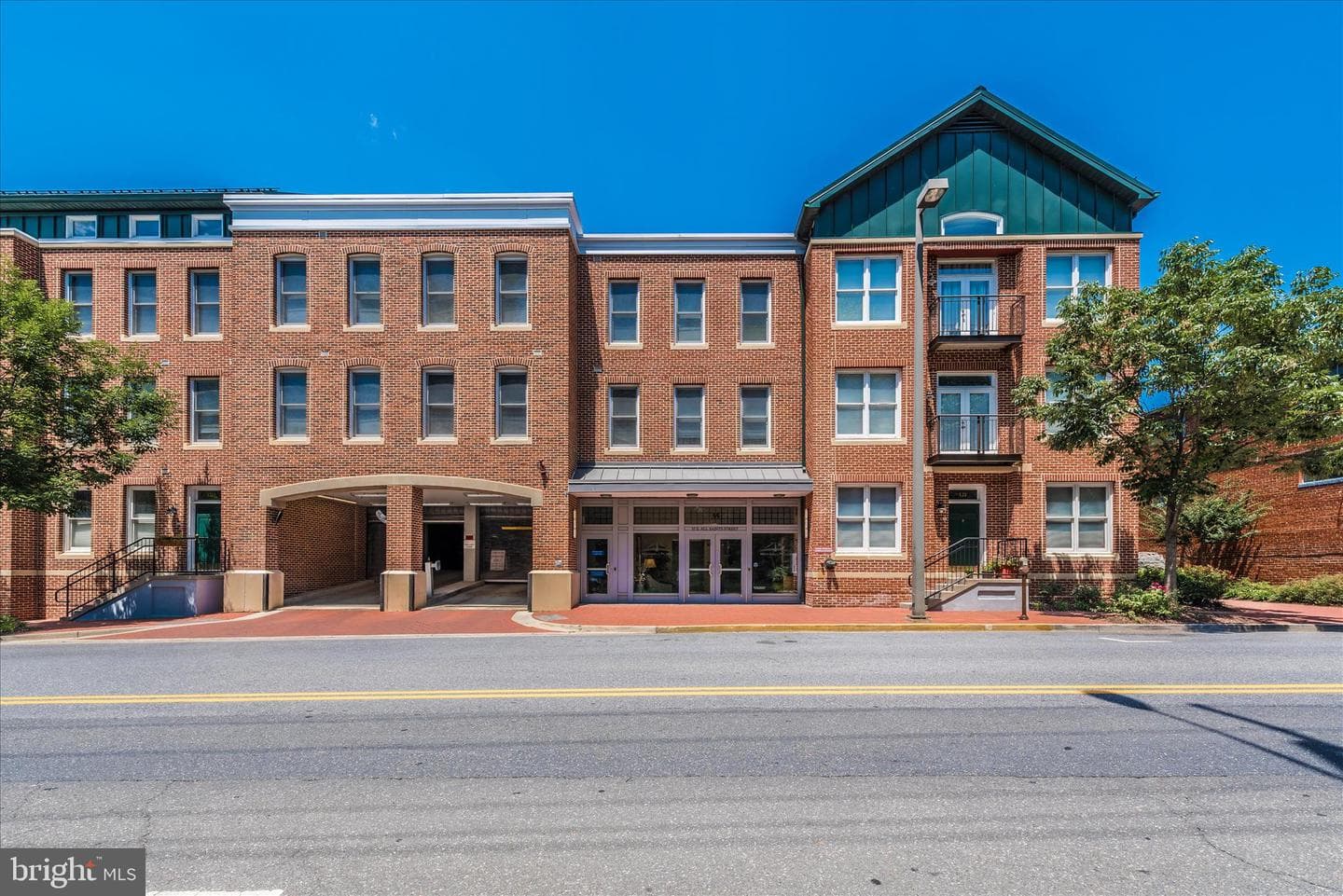 35 E All Saints Street #211 photo 3