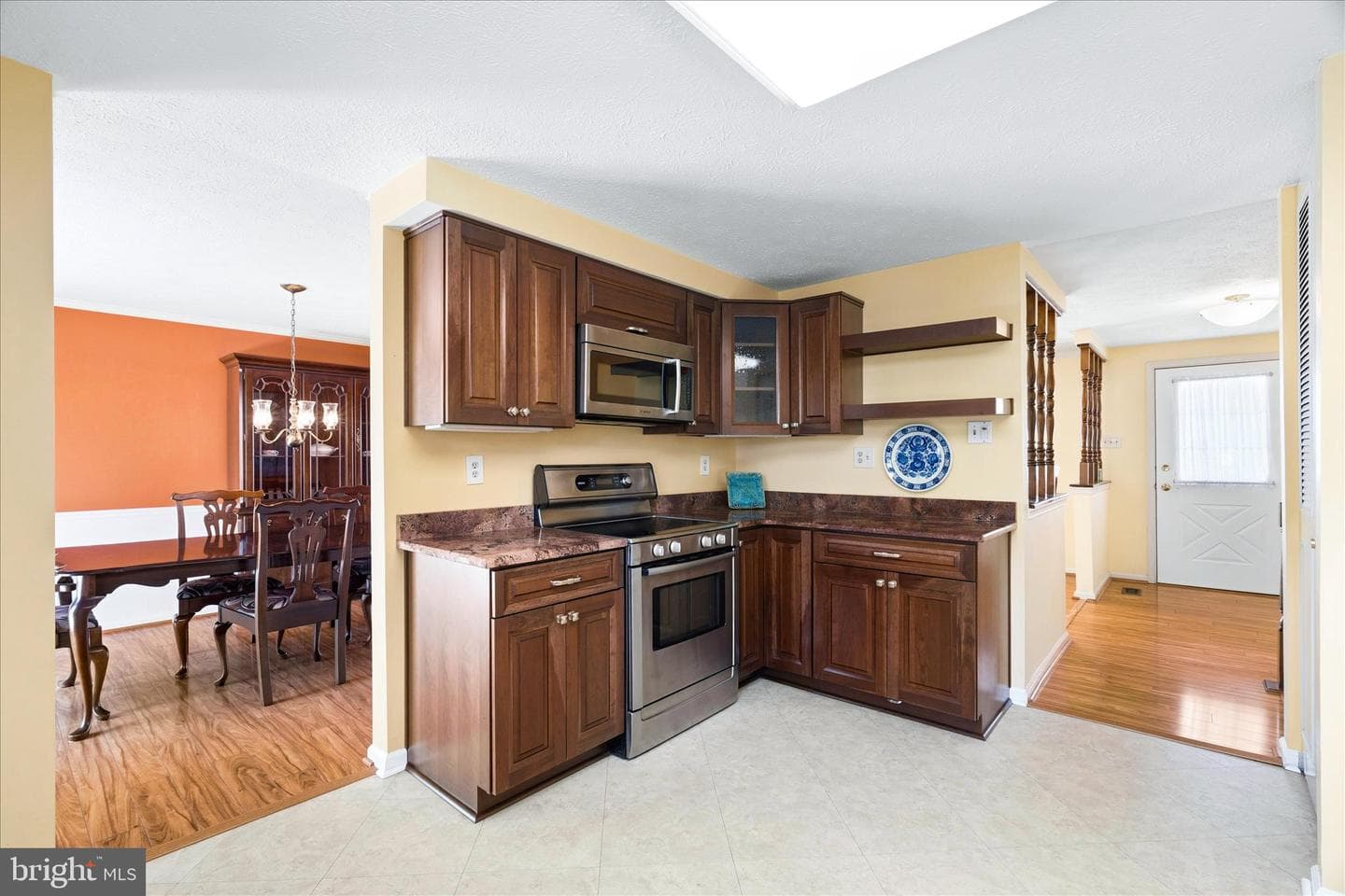 1323 Butterfly Lane photo 13