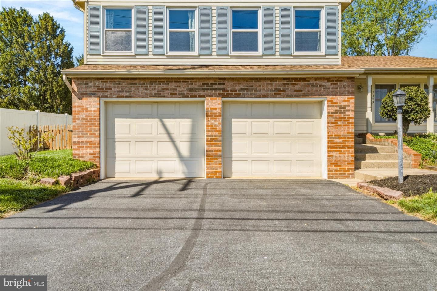 1323 Butterfly Lane photo 38