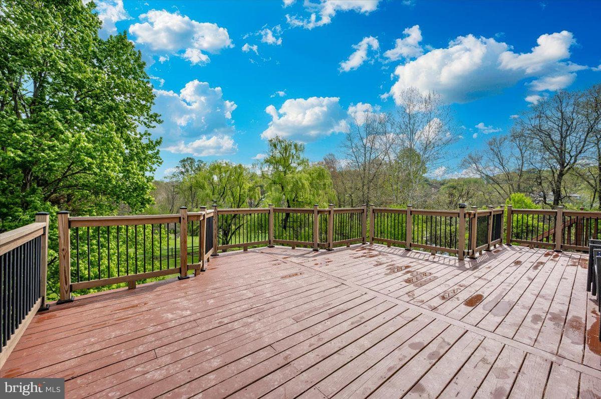 6652 Lake Front Court photo 40