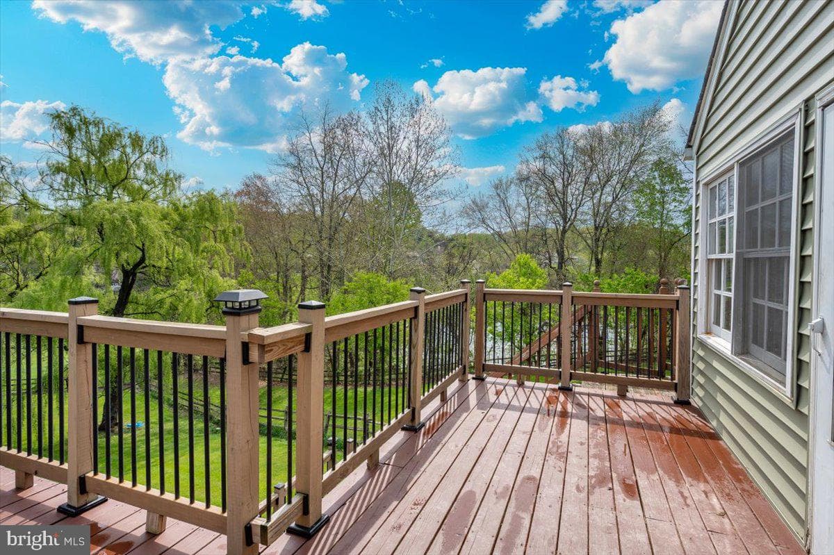 6652 Lake Front Court photo 41