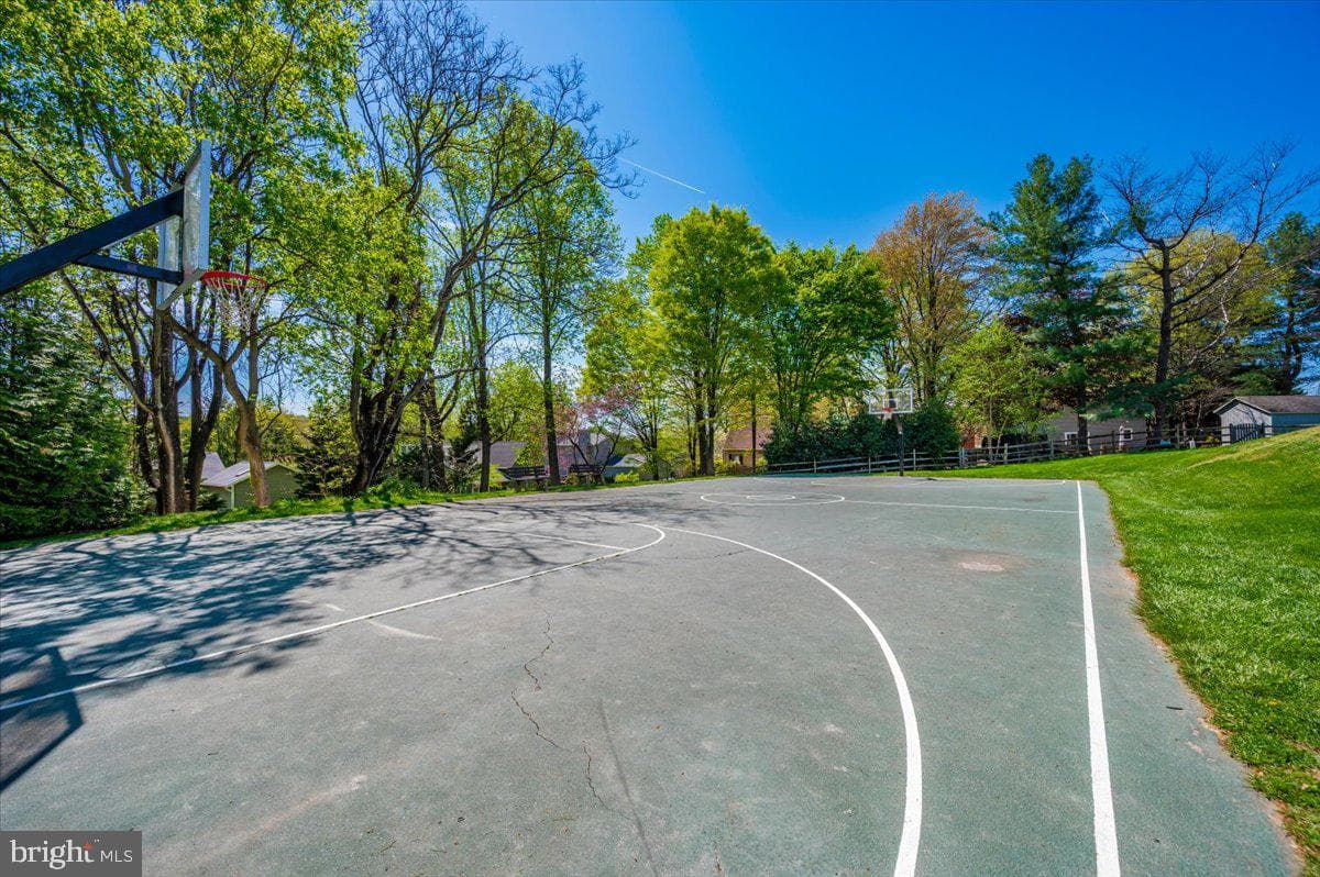 6652 Lake Front Court photo 68