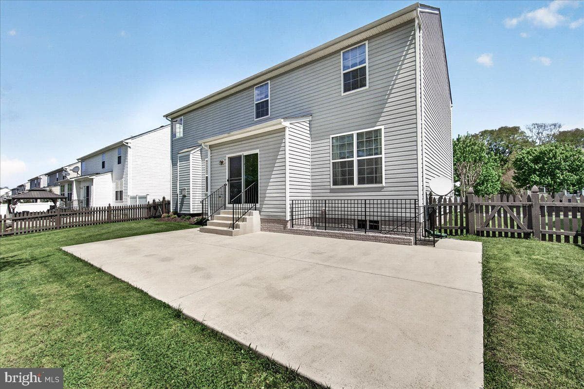 205 Solar Drive photo 48