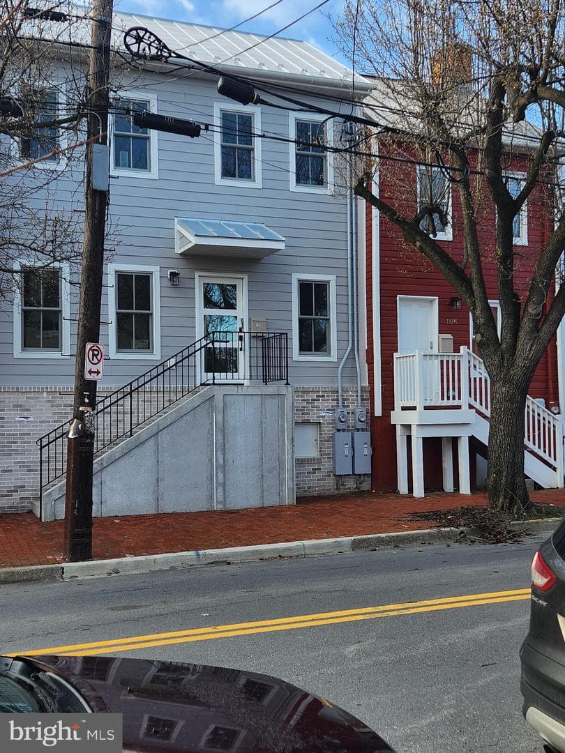 106 W All Saints Street #b1 photo 3