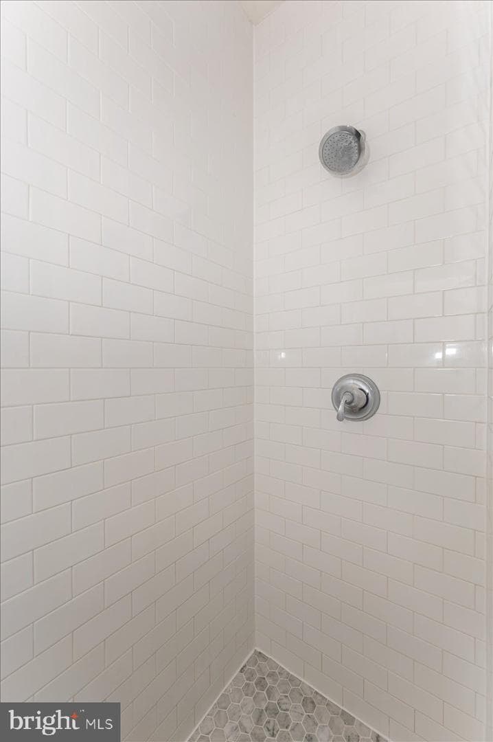 10214 Nuthatch Drive photo 42