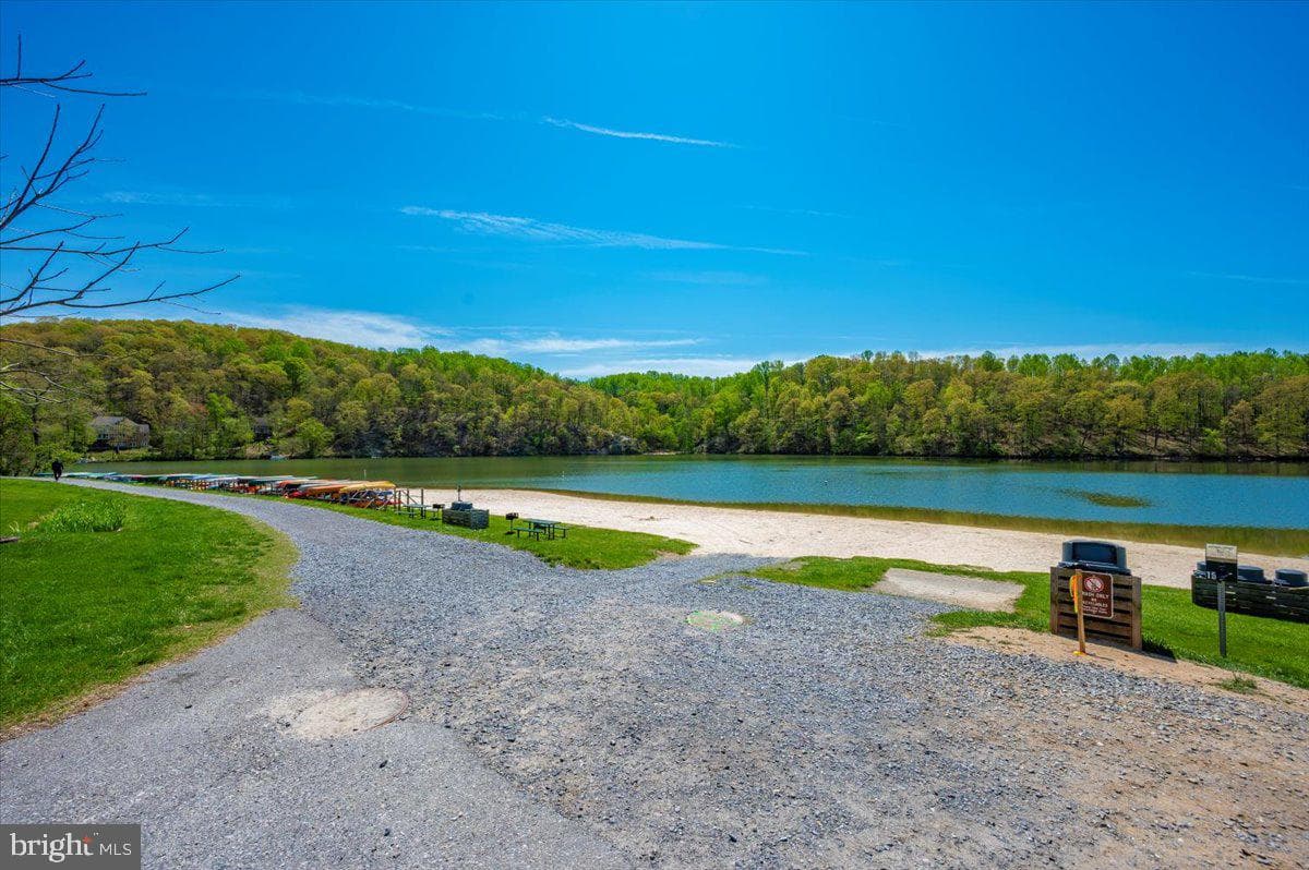 10214 Nuthatch Drive photo 63