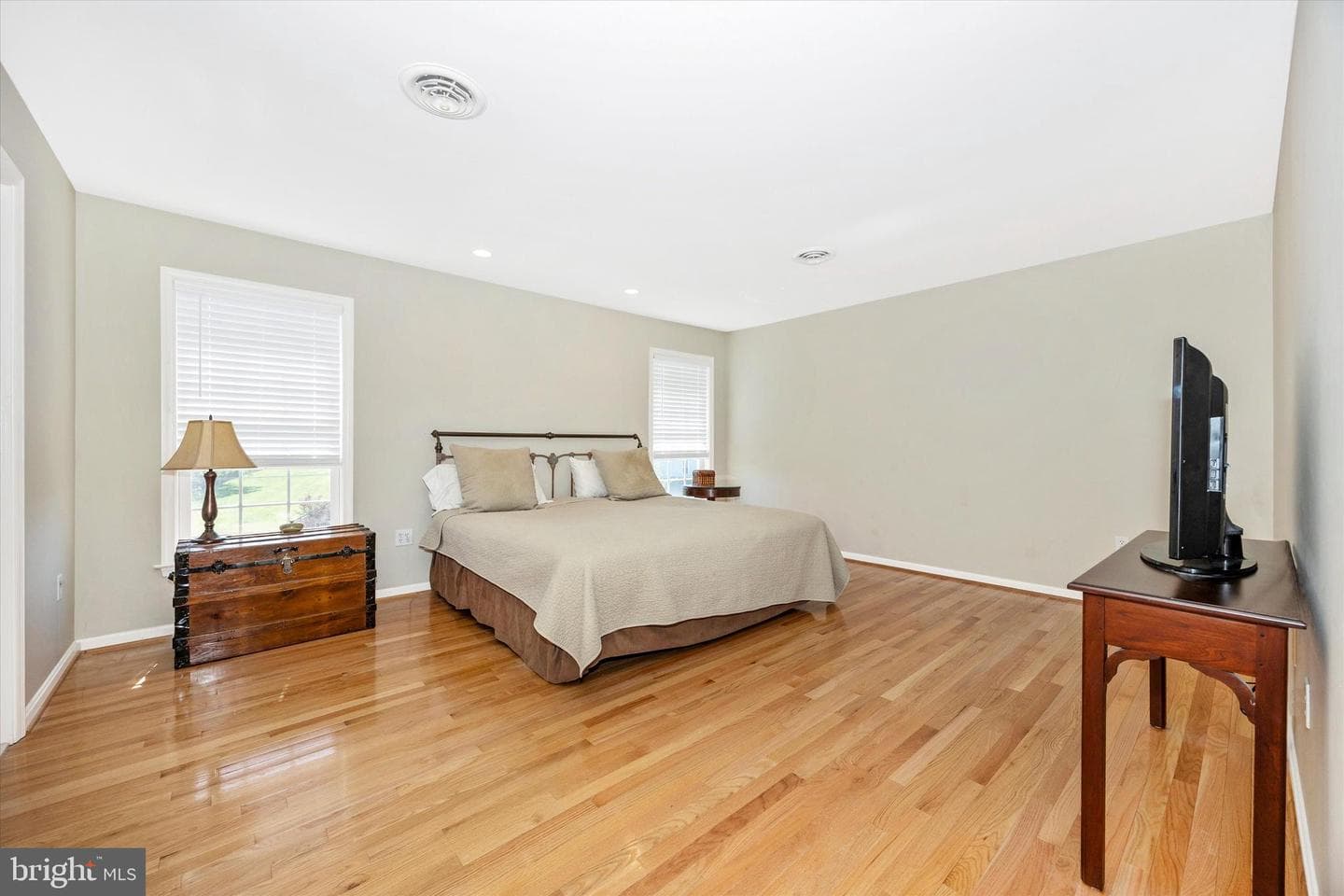 202 Swallow Falls Court photo 26