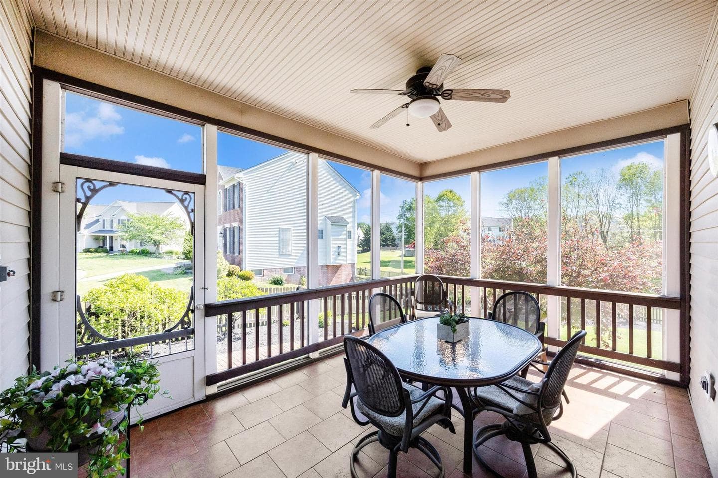 202 Swallow Falls Court photo 39