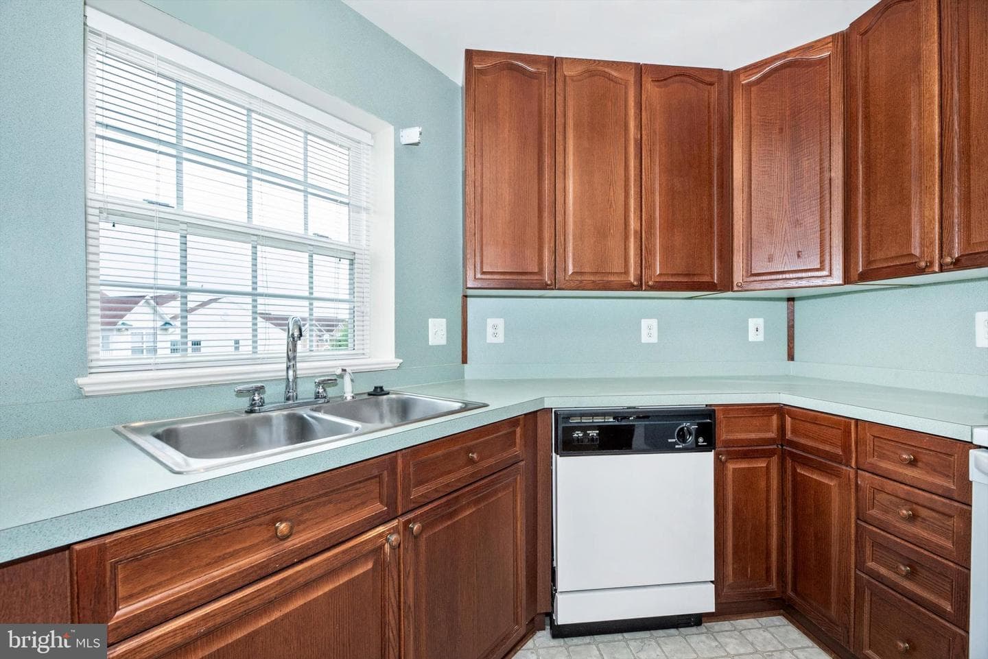 2506 Coach House Way #3b photo 16