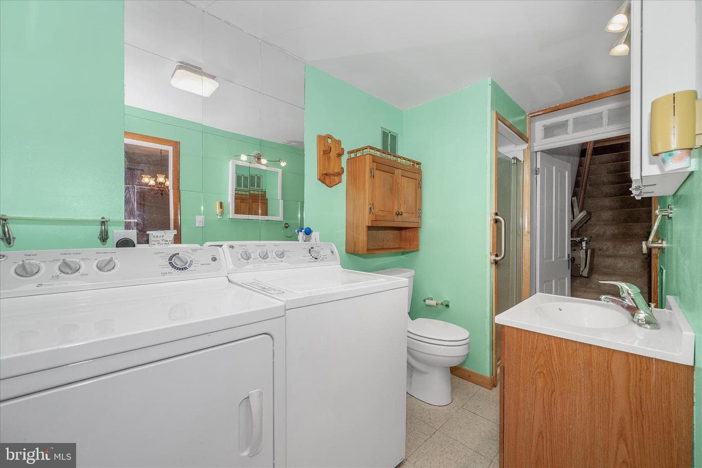 113 W Main Street photo 28