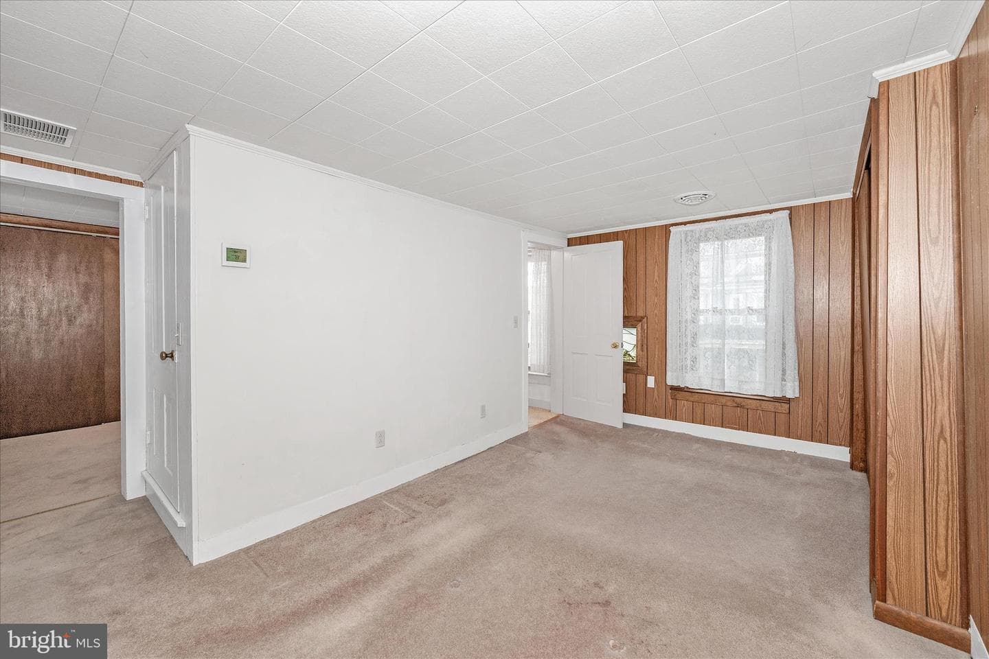 113 W Main Street photo 35