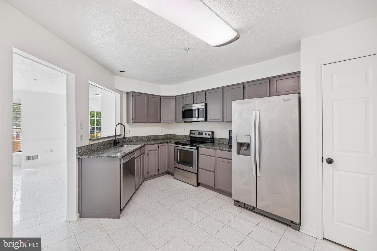 5243 Regal Court photo 11