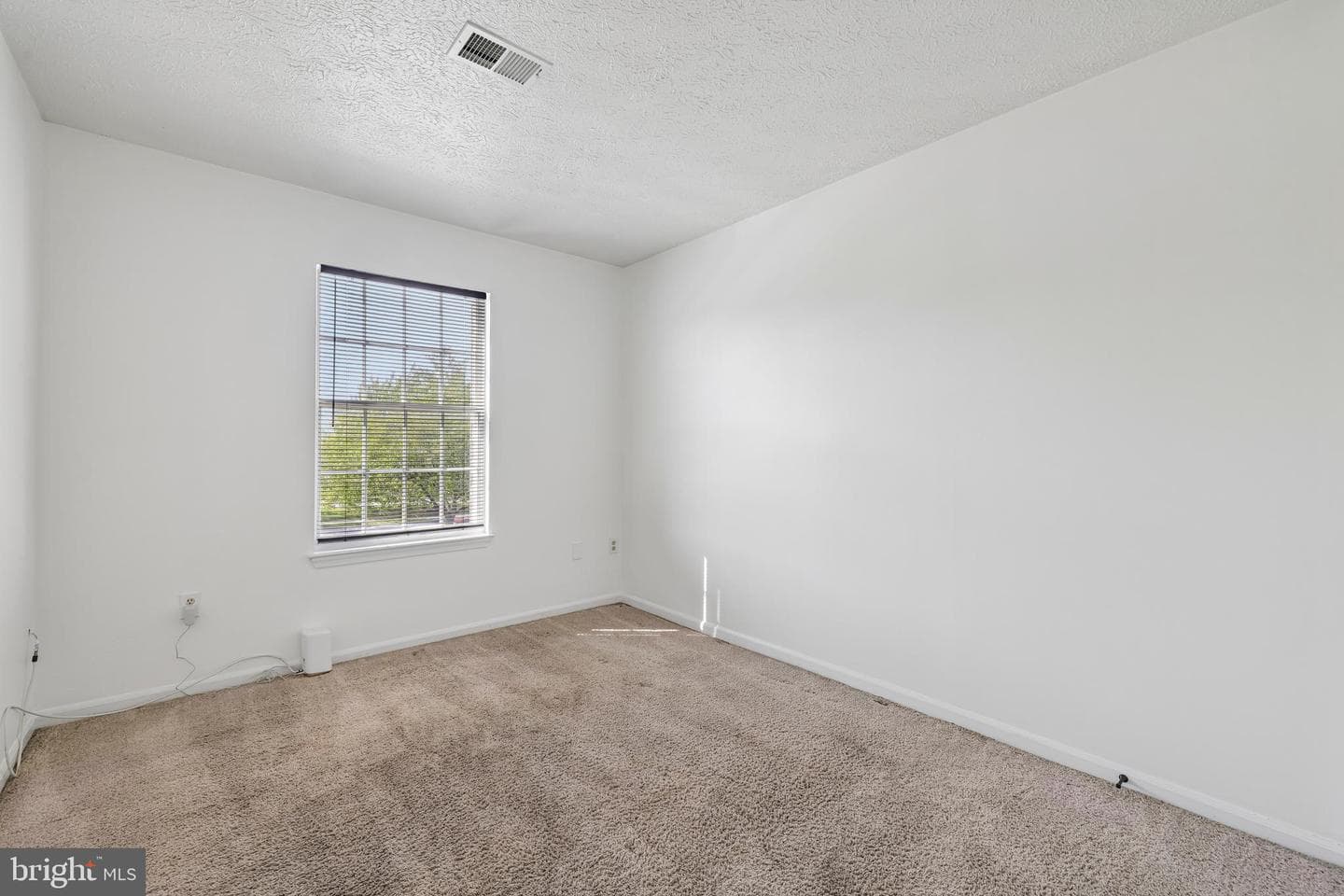 5243 Regal Court photo 18