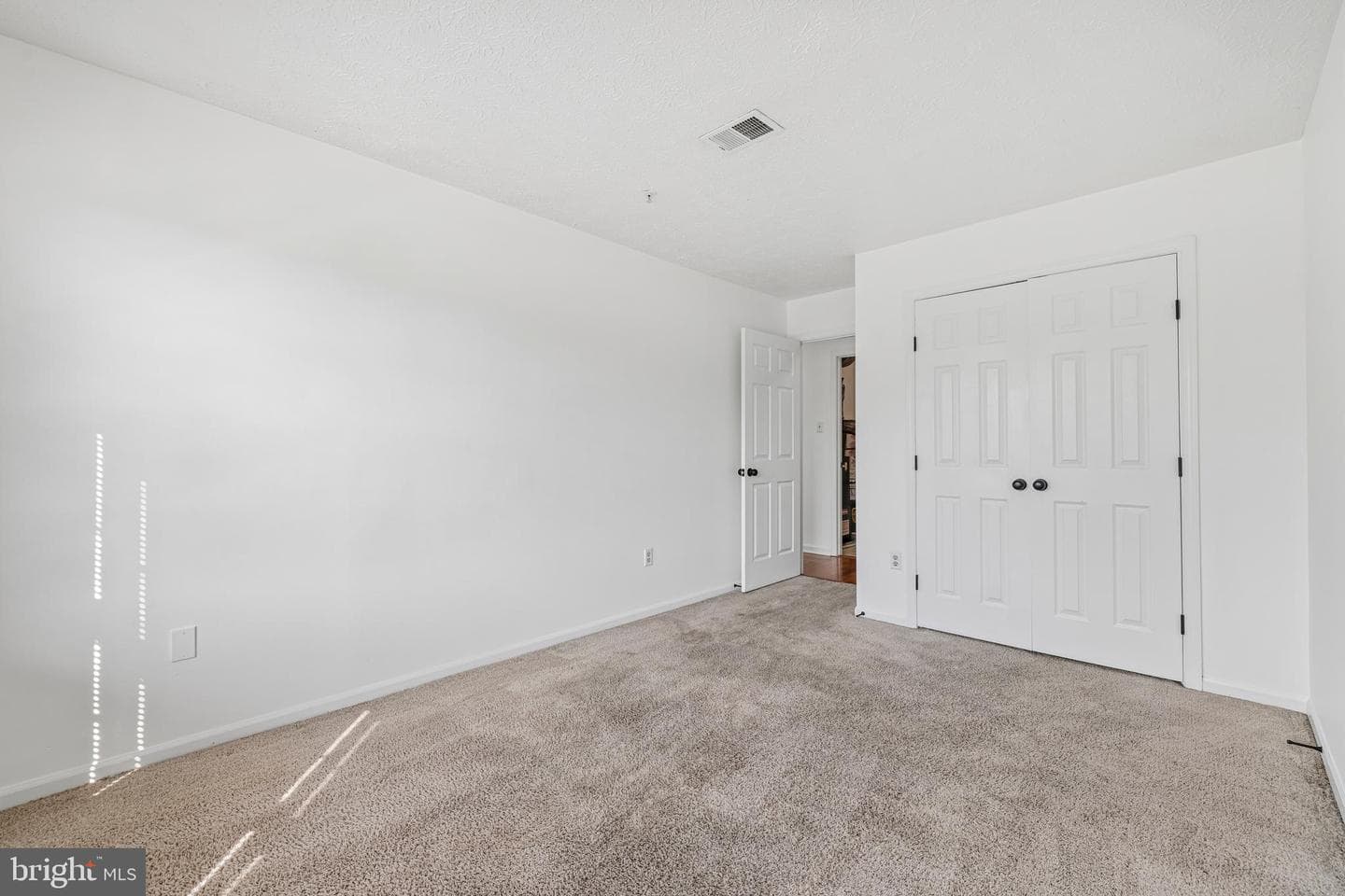 5243 Regal Court photo 21