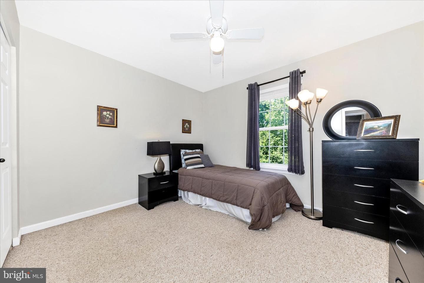 13475 Four Seasons photo 28