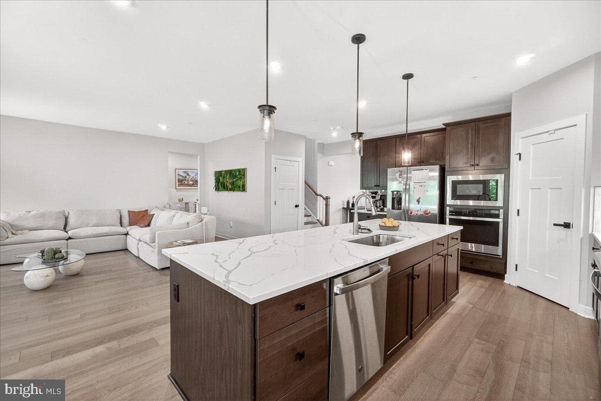 6915 Mandalong Way photo 24