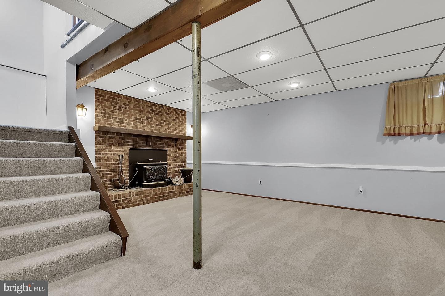 142 Fairfield Drive photo 32