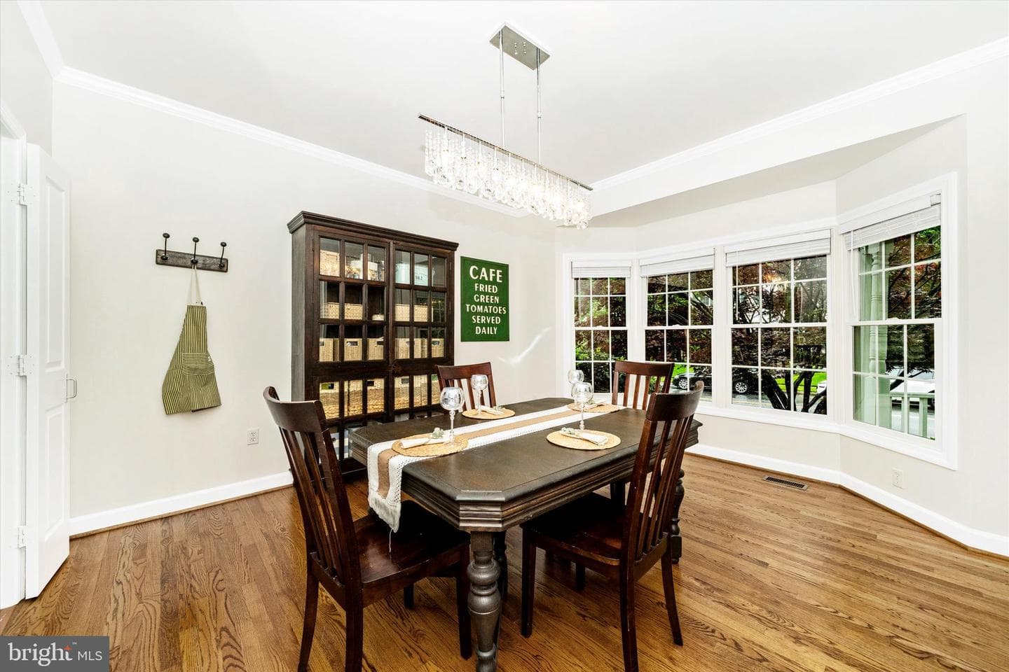 2447 Merchant Street photo 8