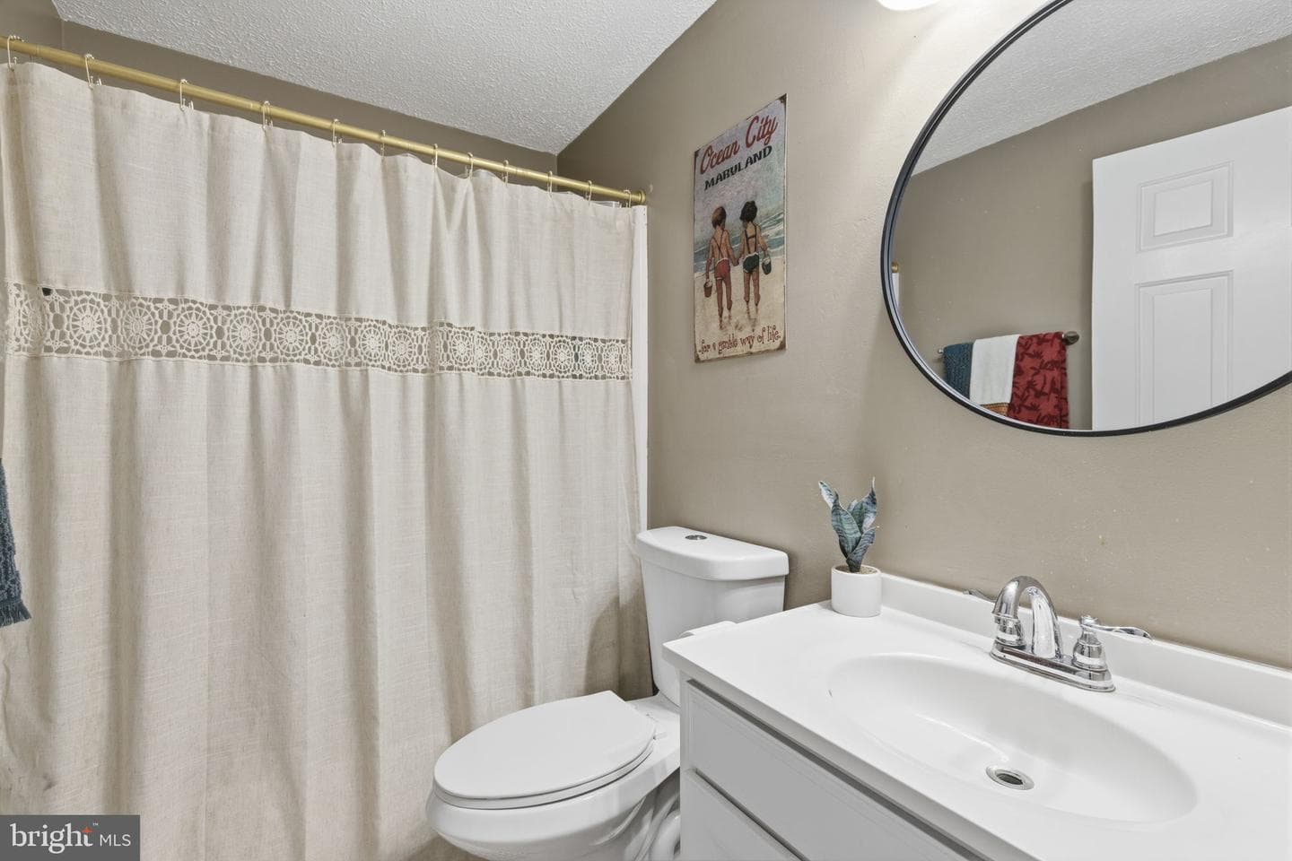 120 Savannah Court photo 16