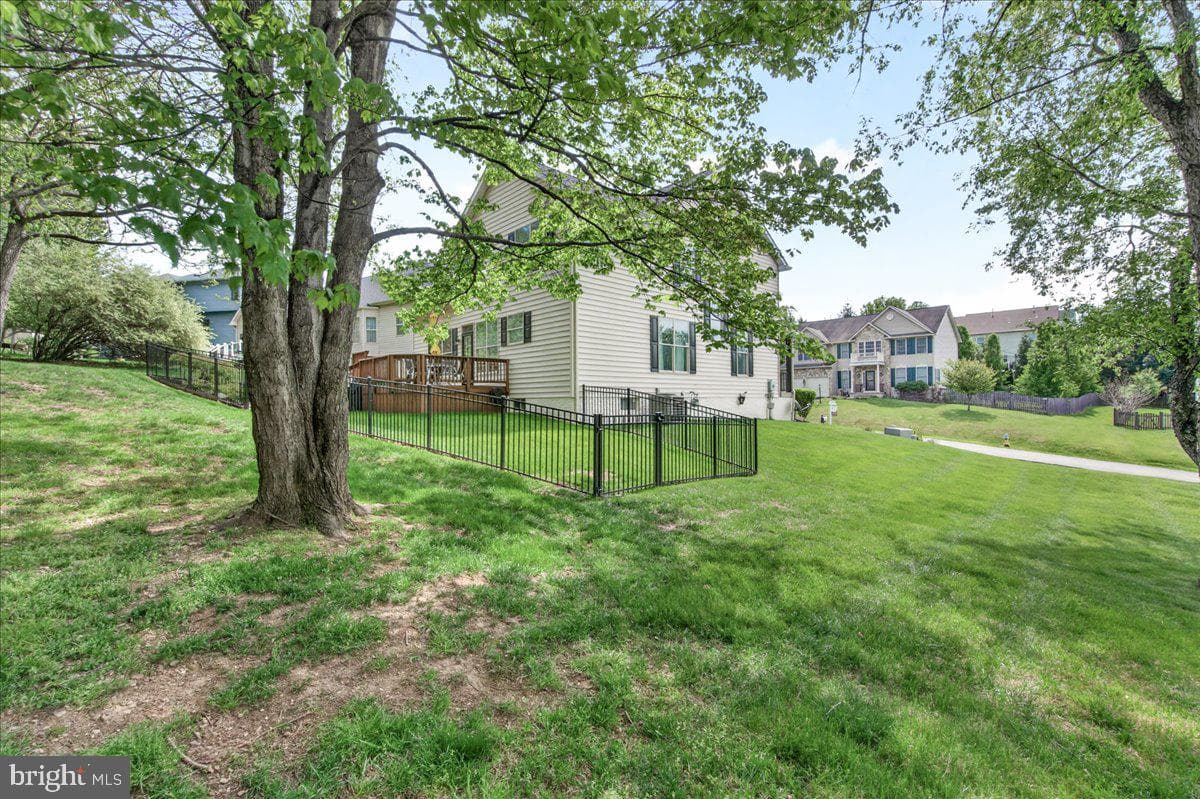 6736 Woodridge Road photo 45