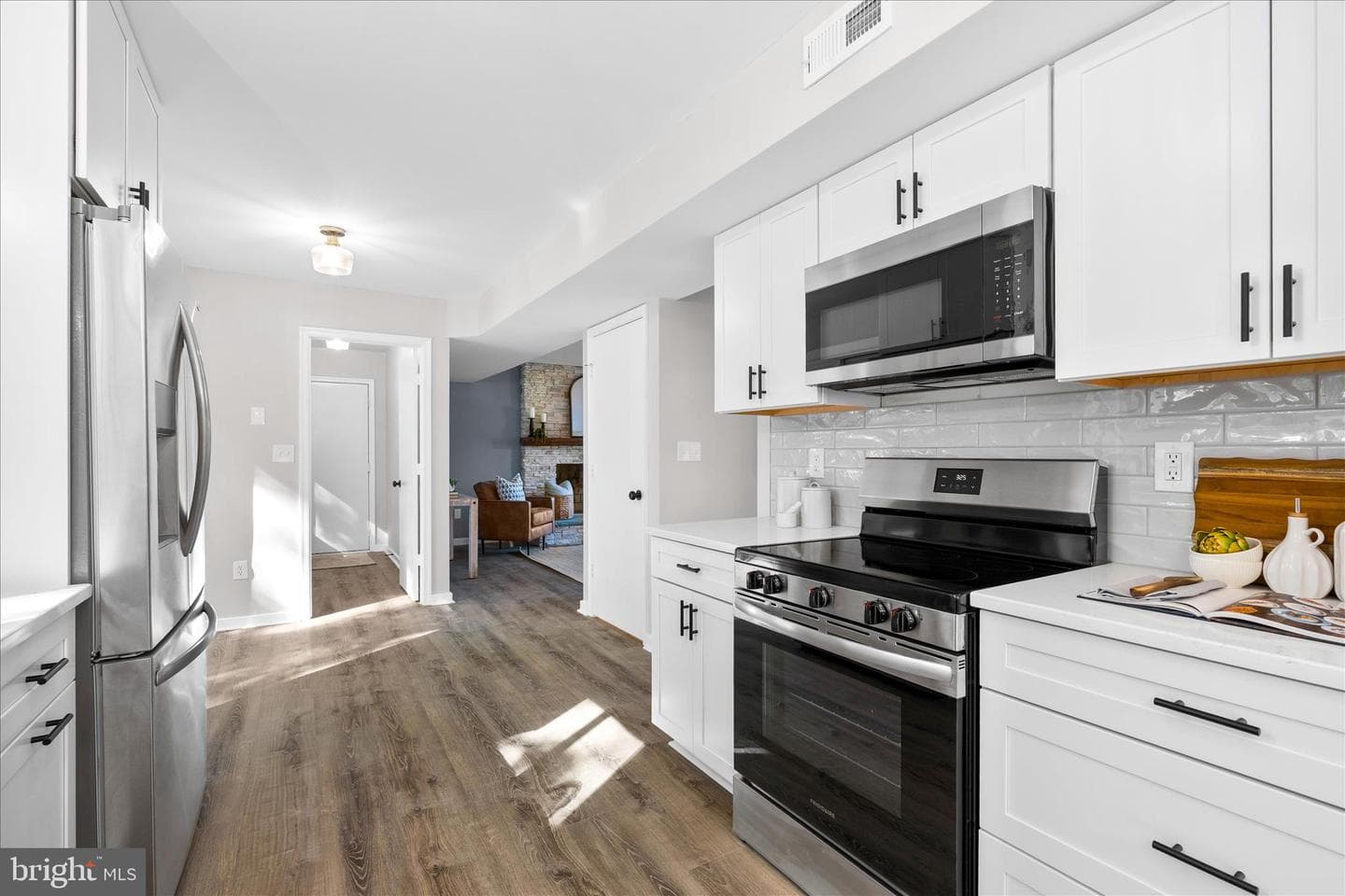 3908 Shakespeare Way photo 13