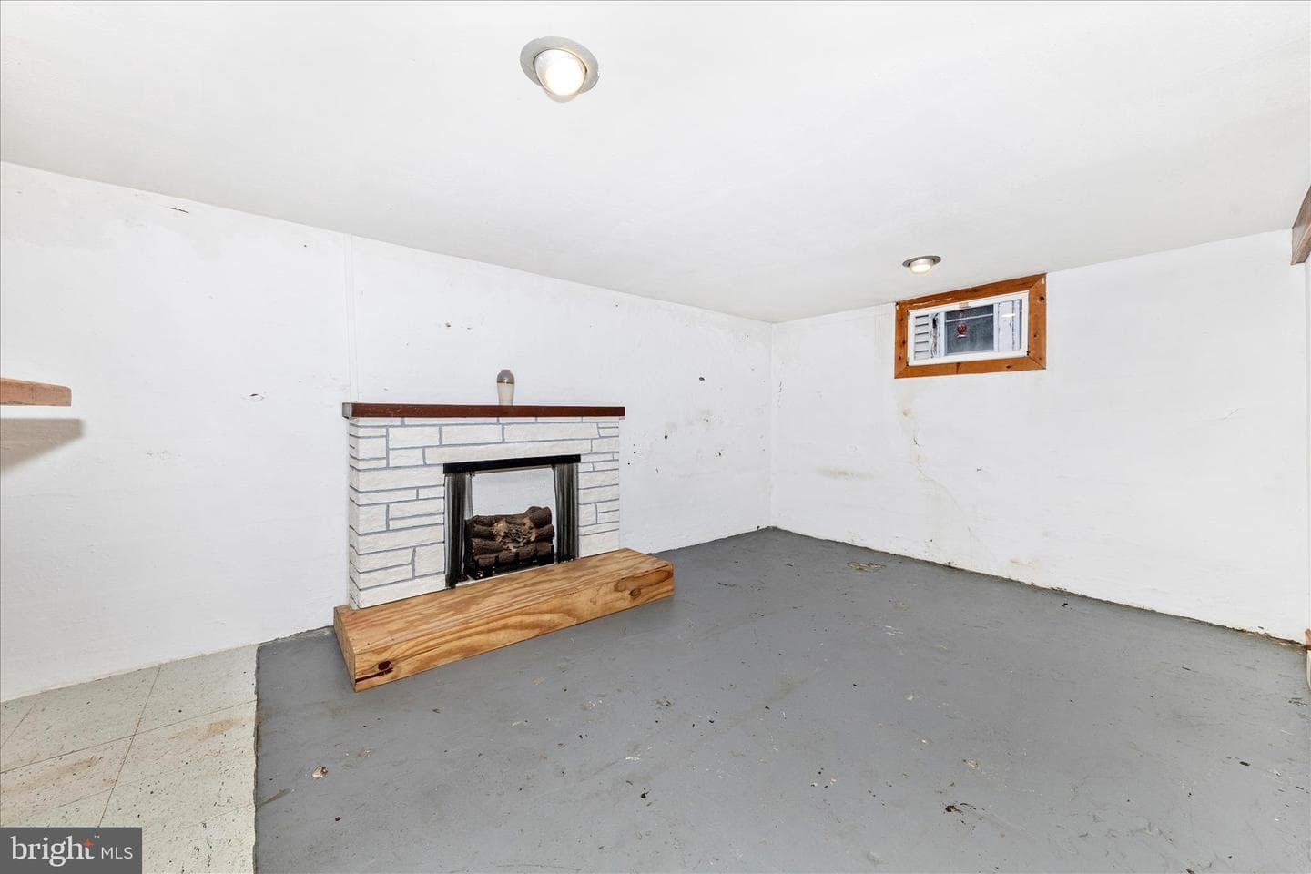 216 N Delaware Avenue N photo 32