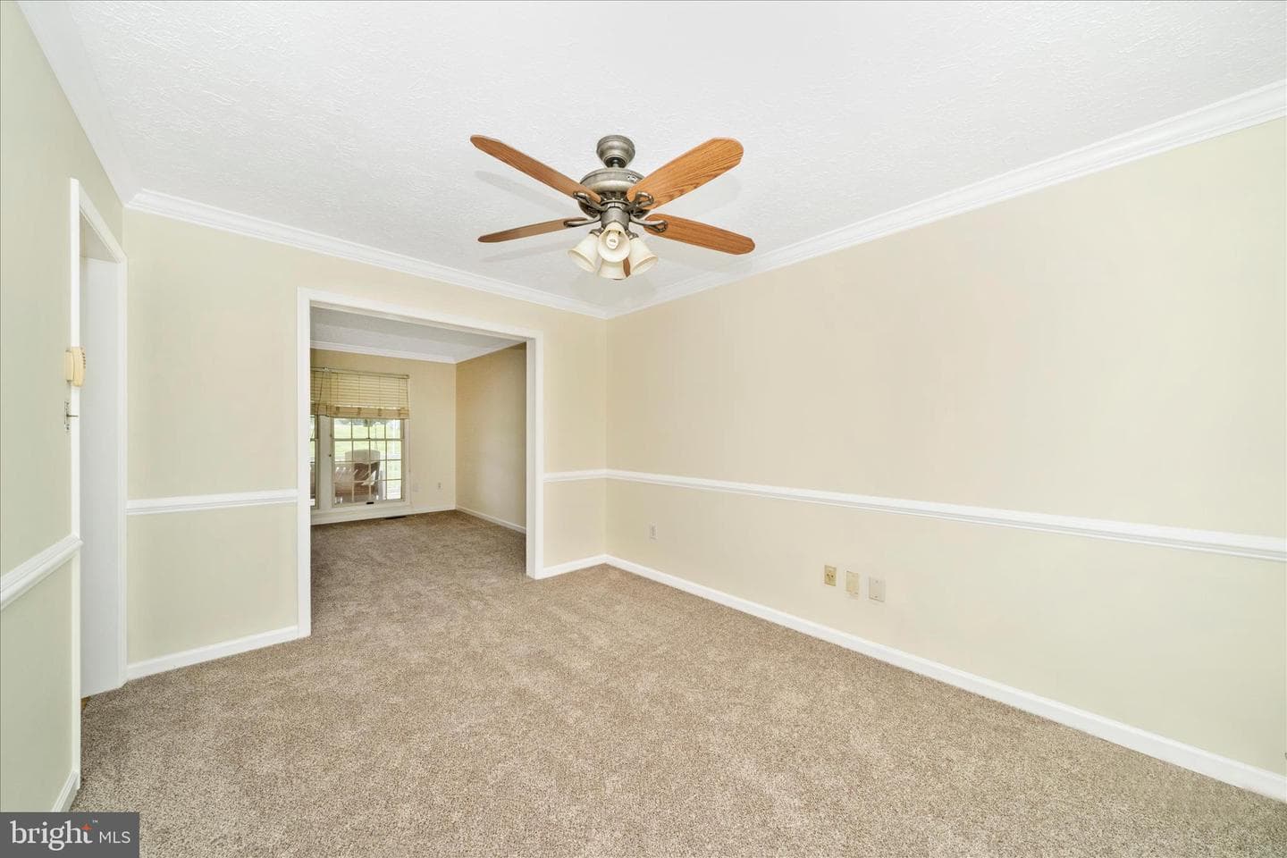 9534 Liberty Road photo 15