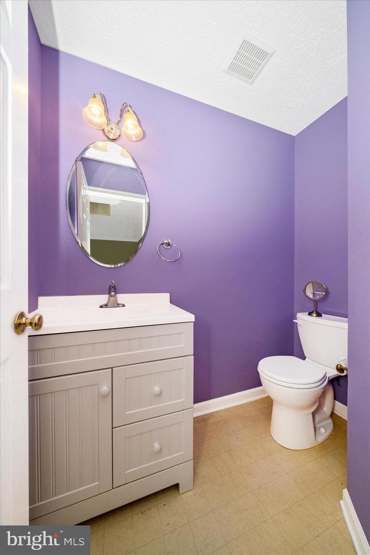 9534 Liberty Road photo 27