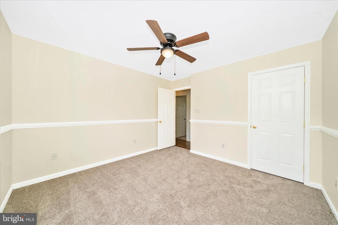 9534 Liberty Road photo 38