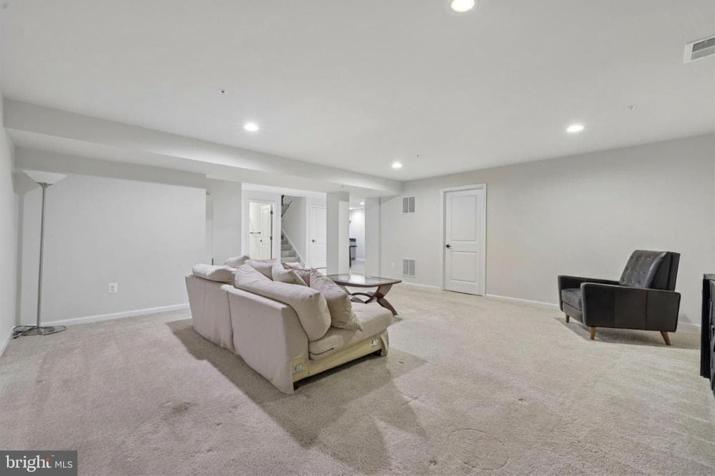 10064 Hutzell Street photo 42