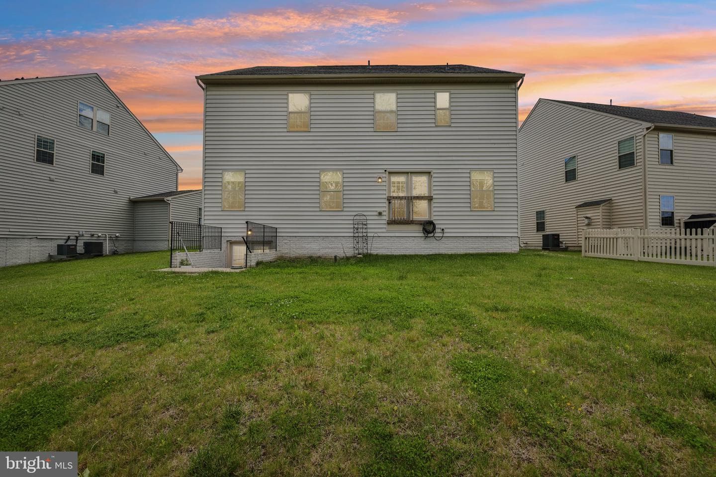 10064 Hutzell Street photo 51