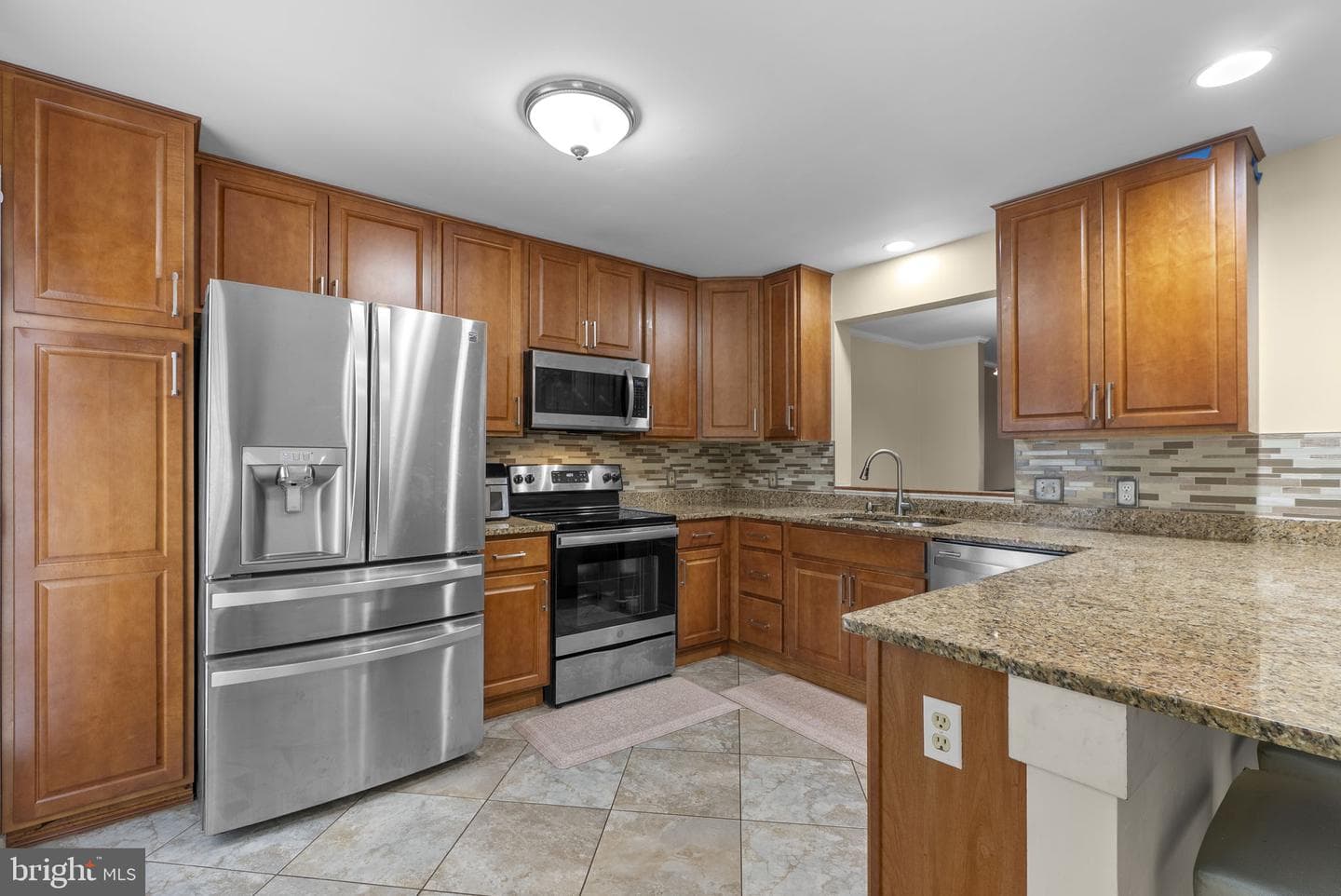 7069 Bradshaw Court W photo 10