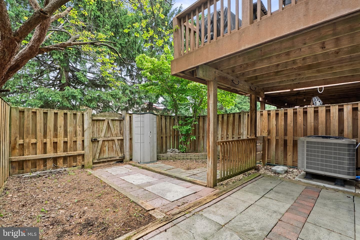 7069 Bradshaw Court W photo 24