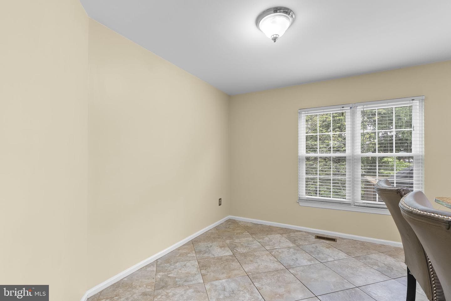 7069 Bradshaw Court W photo 7