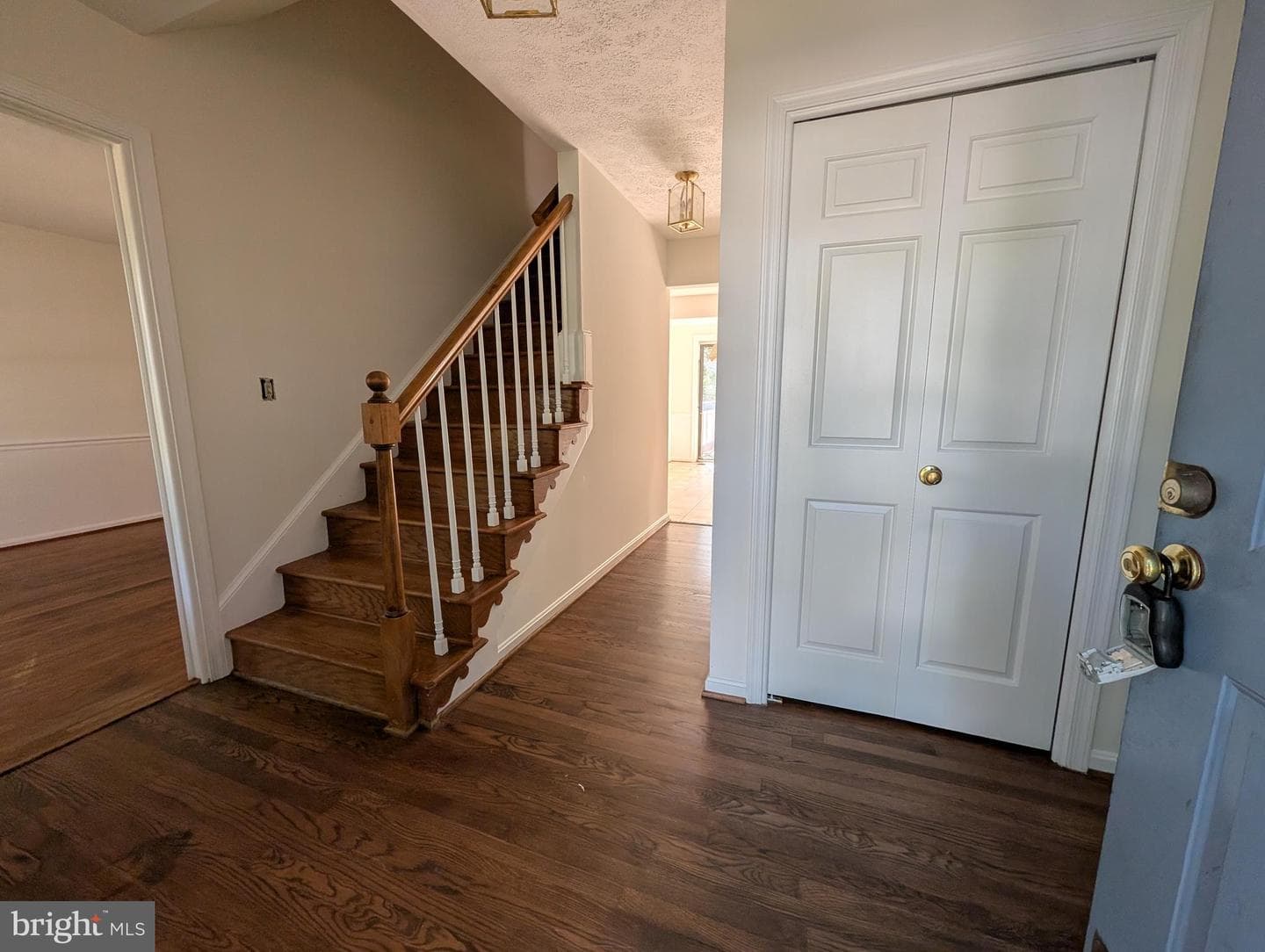 401 Westridge Circle photo 2