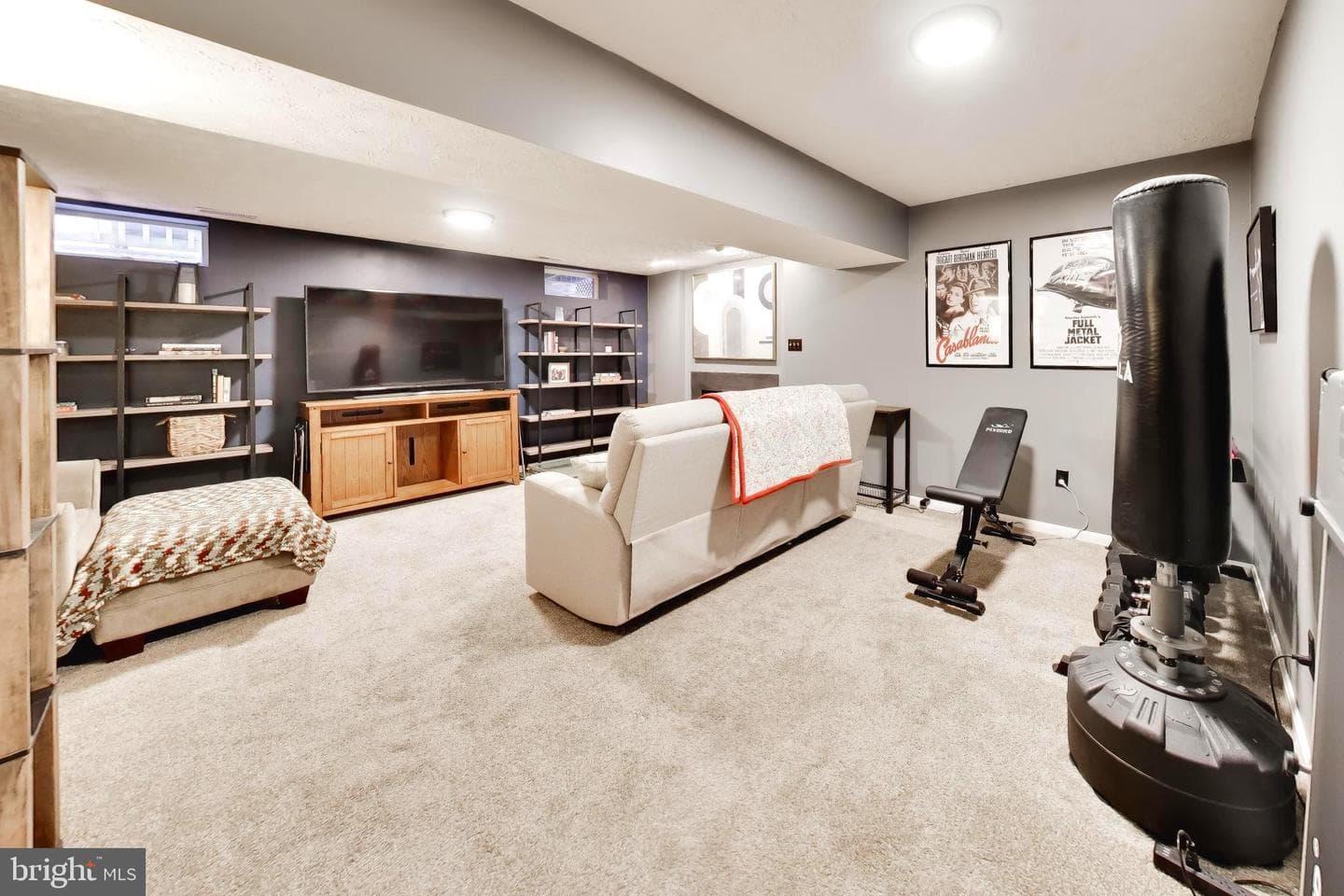 511 Hollyberry Way photo 19