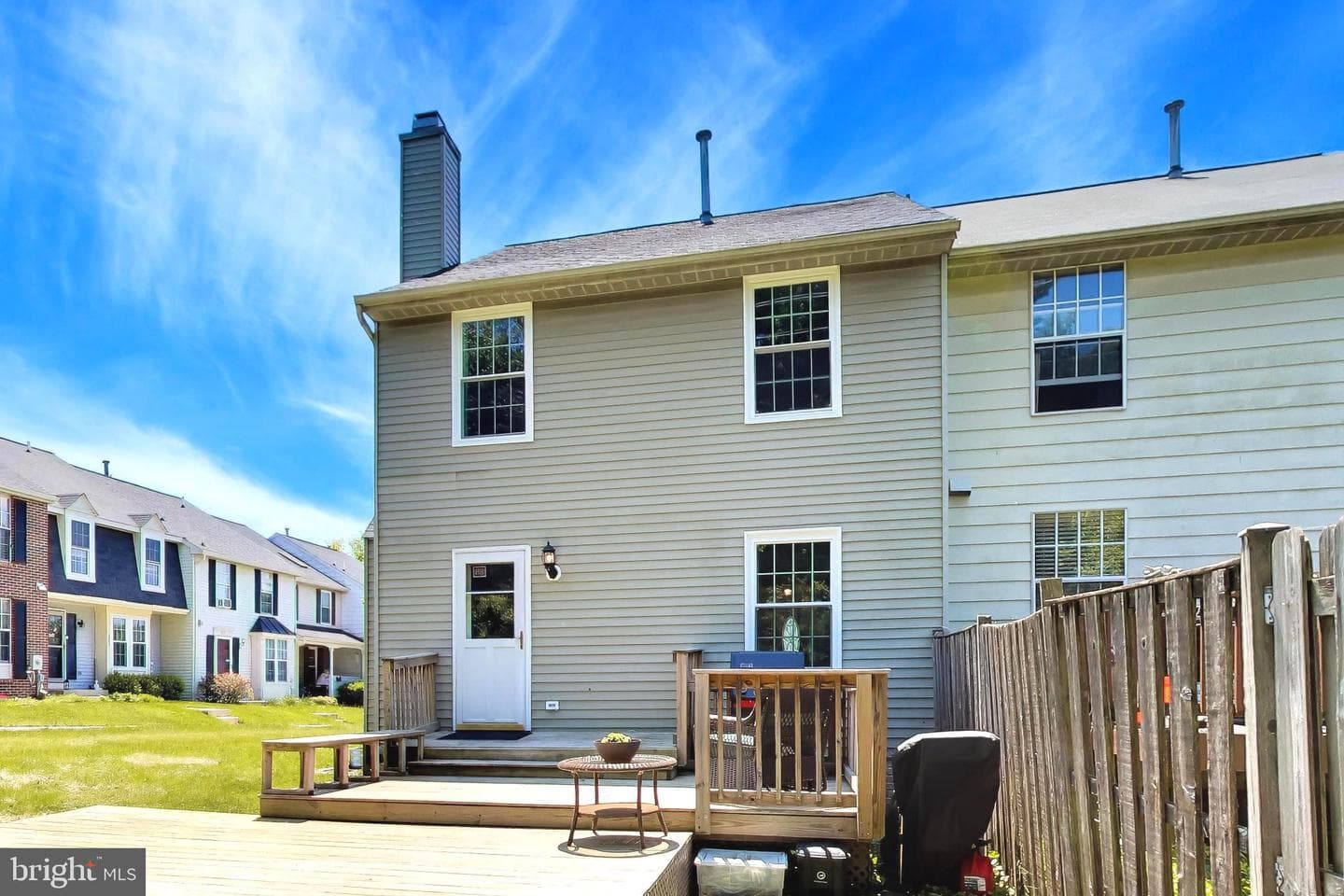 511 Hollyberry Way photo 23