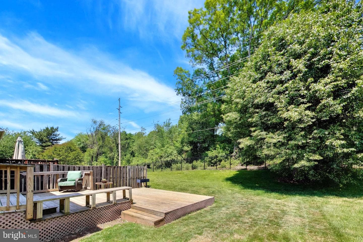 511 Hollyberry Way photo 24