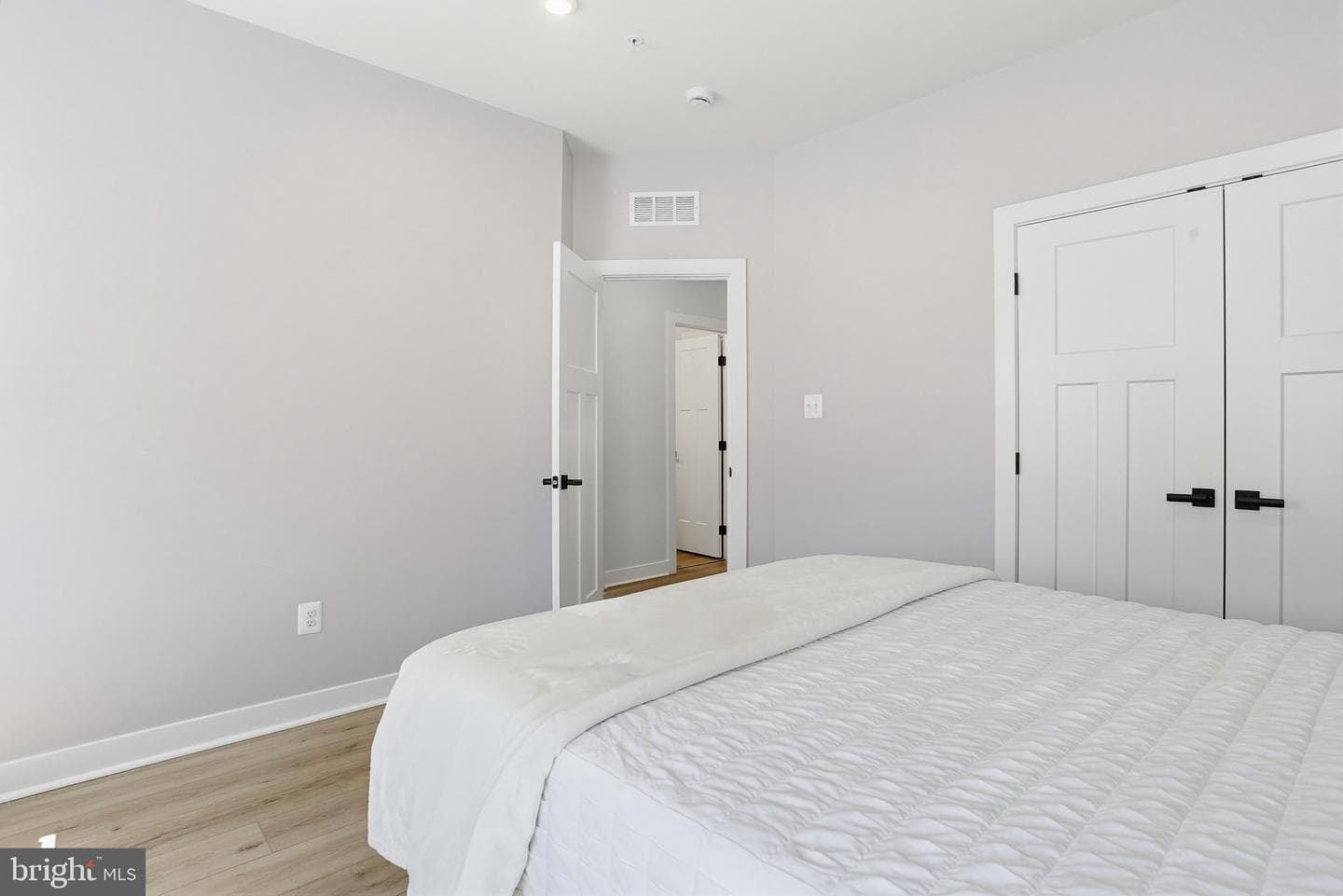 912 Clarendon Farm Lane photo 28