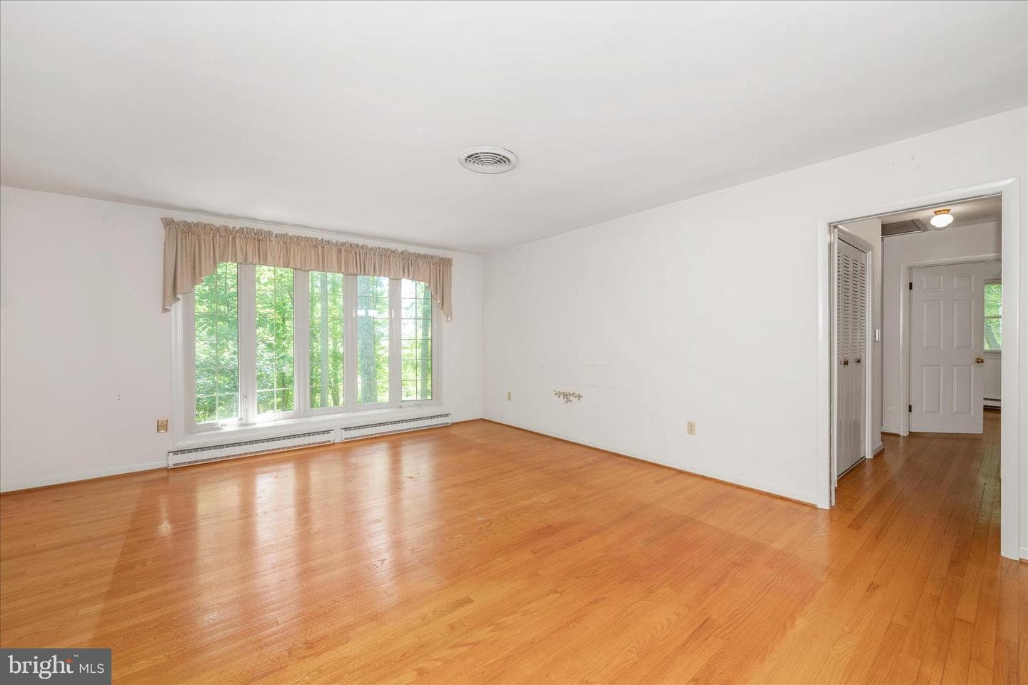3403 Kemptown Church Road photo 5
