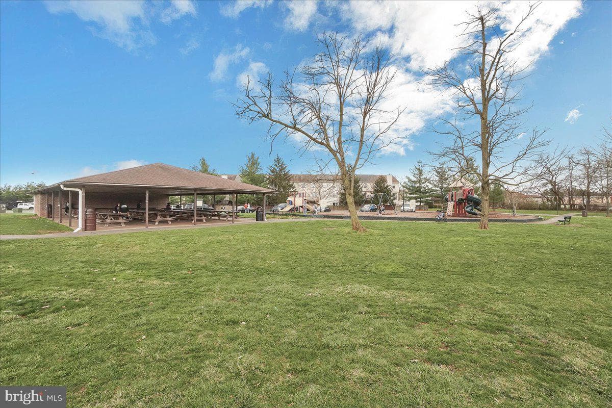 541 Ellrose Court photo 86